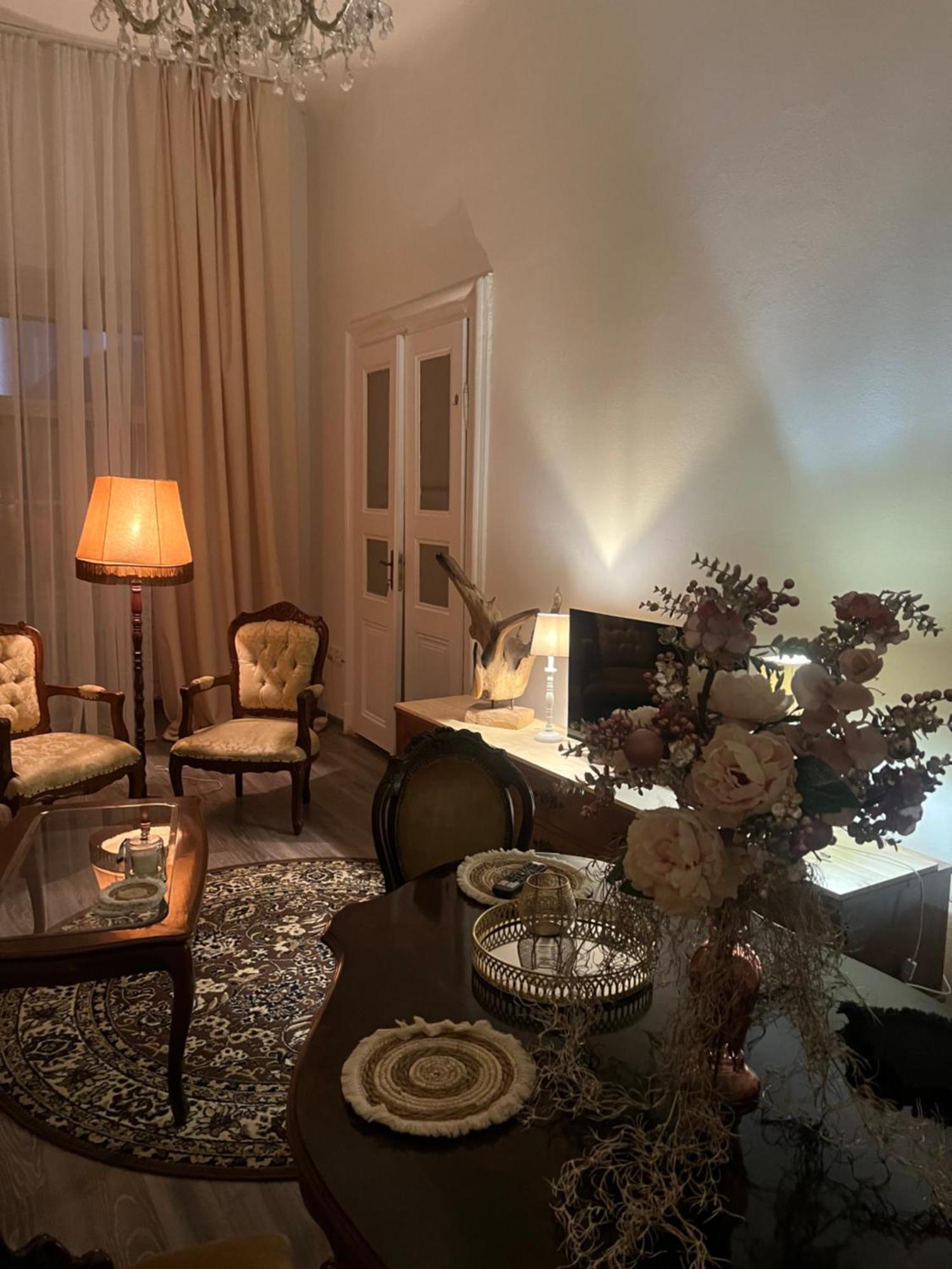 Csaky Palace 11