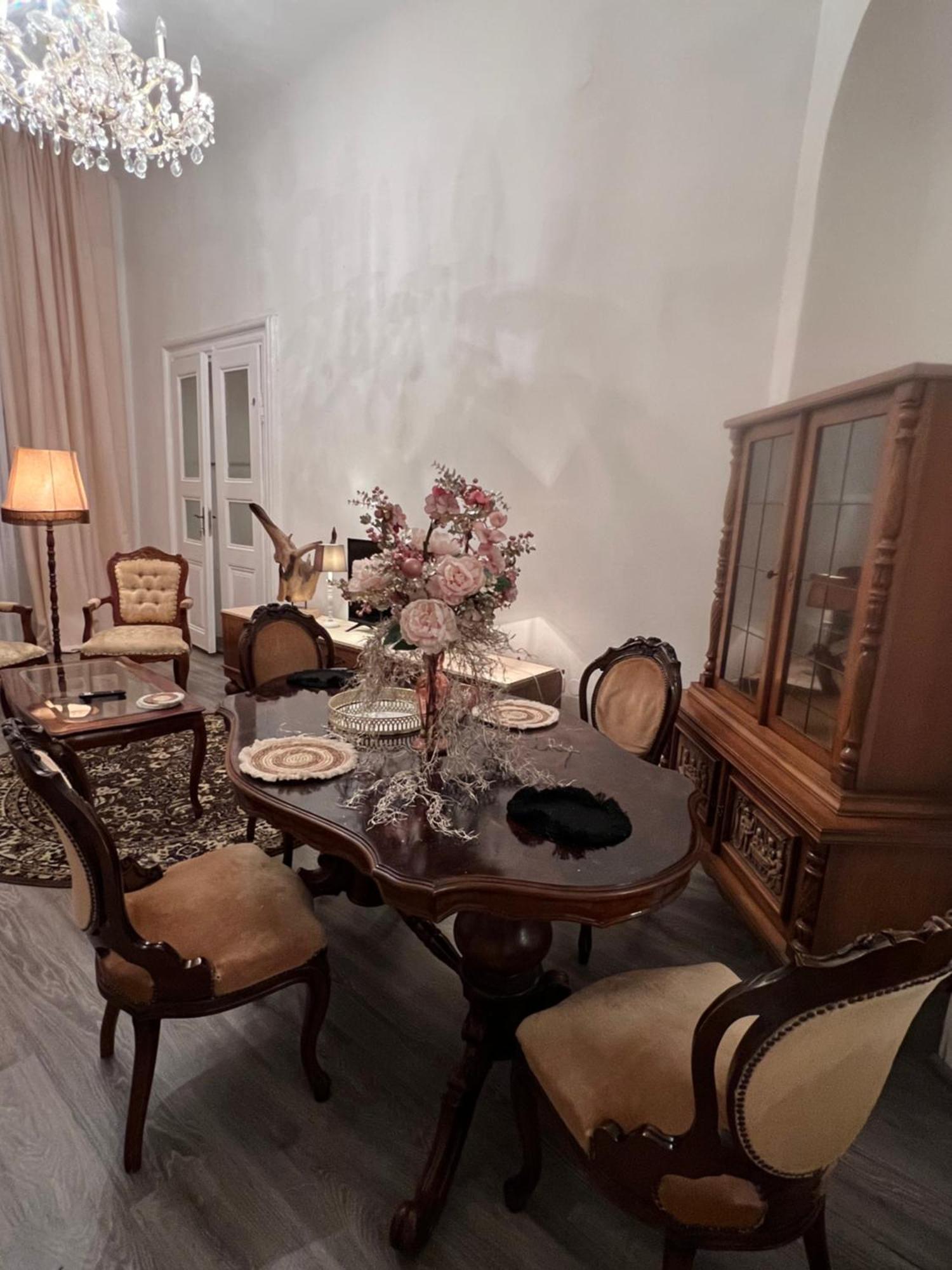 Csaky Palace 11 Apartment *