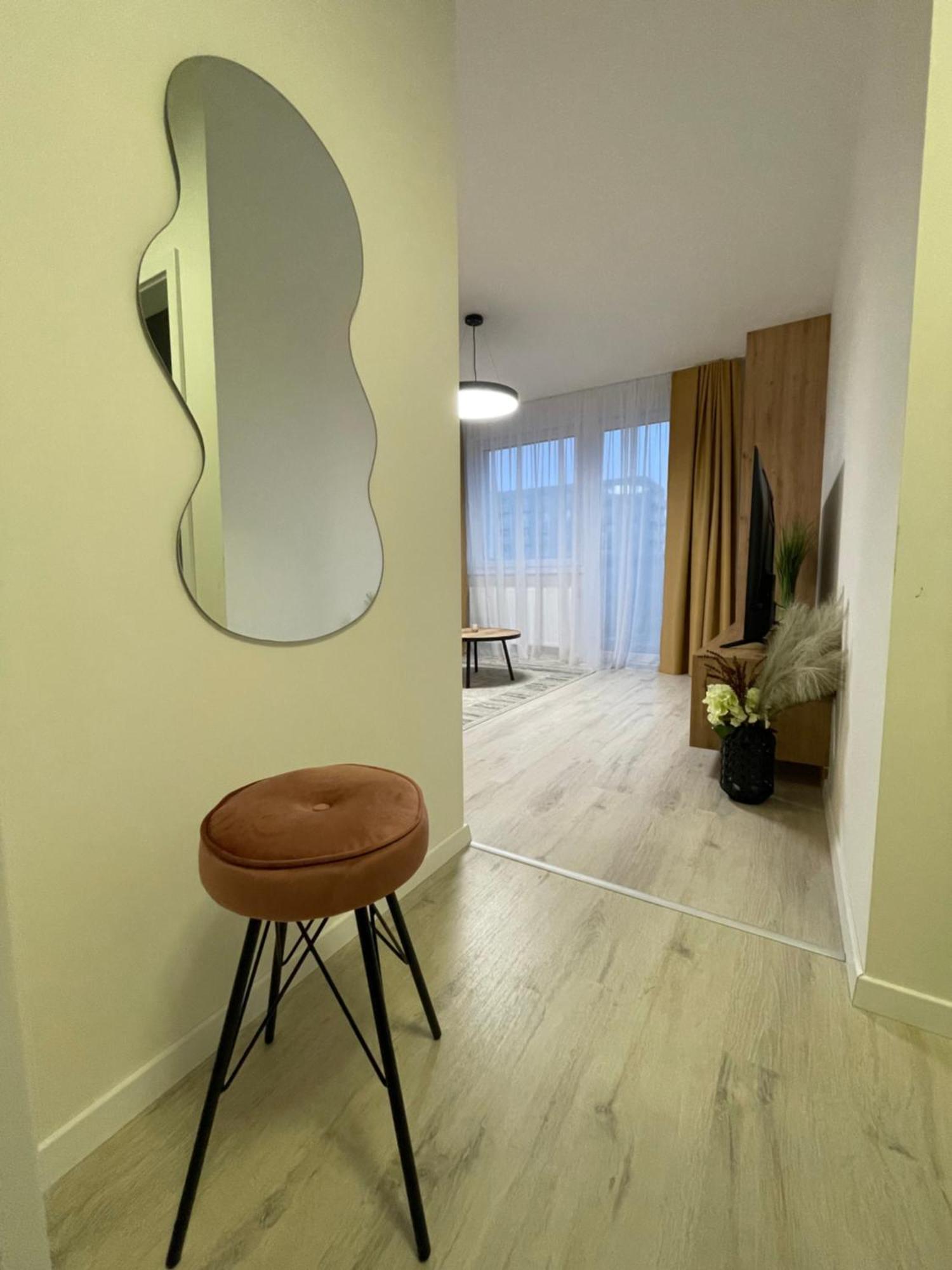 Skynest Apartment *