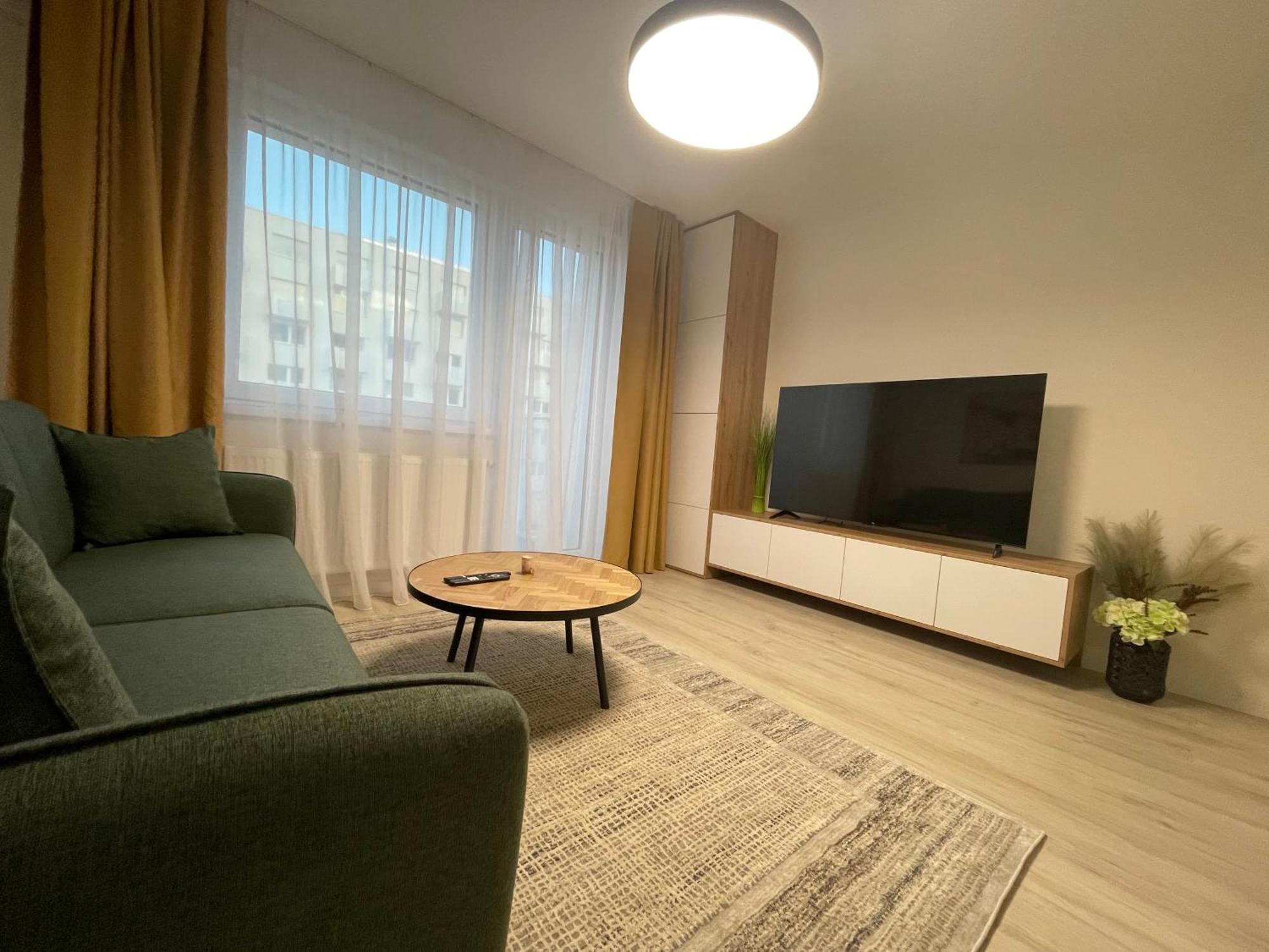 Skynest Apartment *