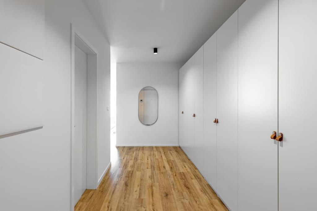 Jarabinkova Parkview Apartment