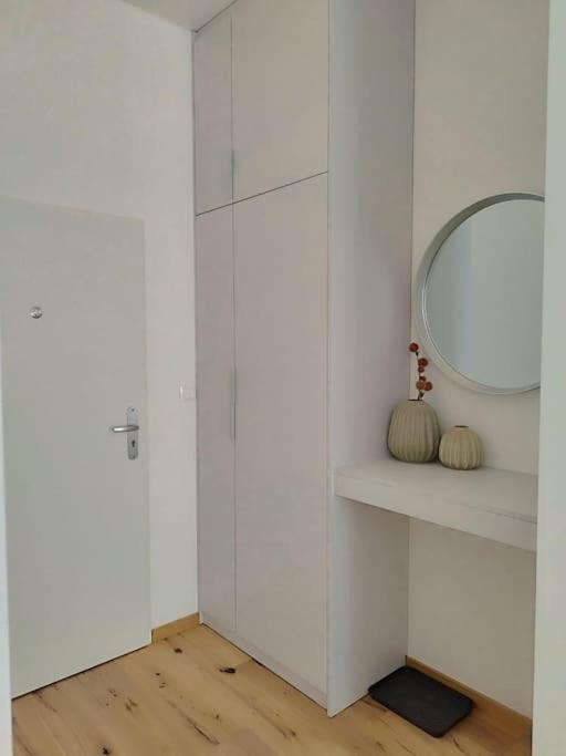 In The Centre - Free Garage Parking Apartment Bratislava