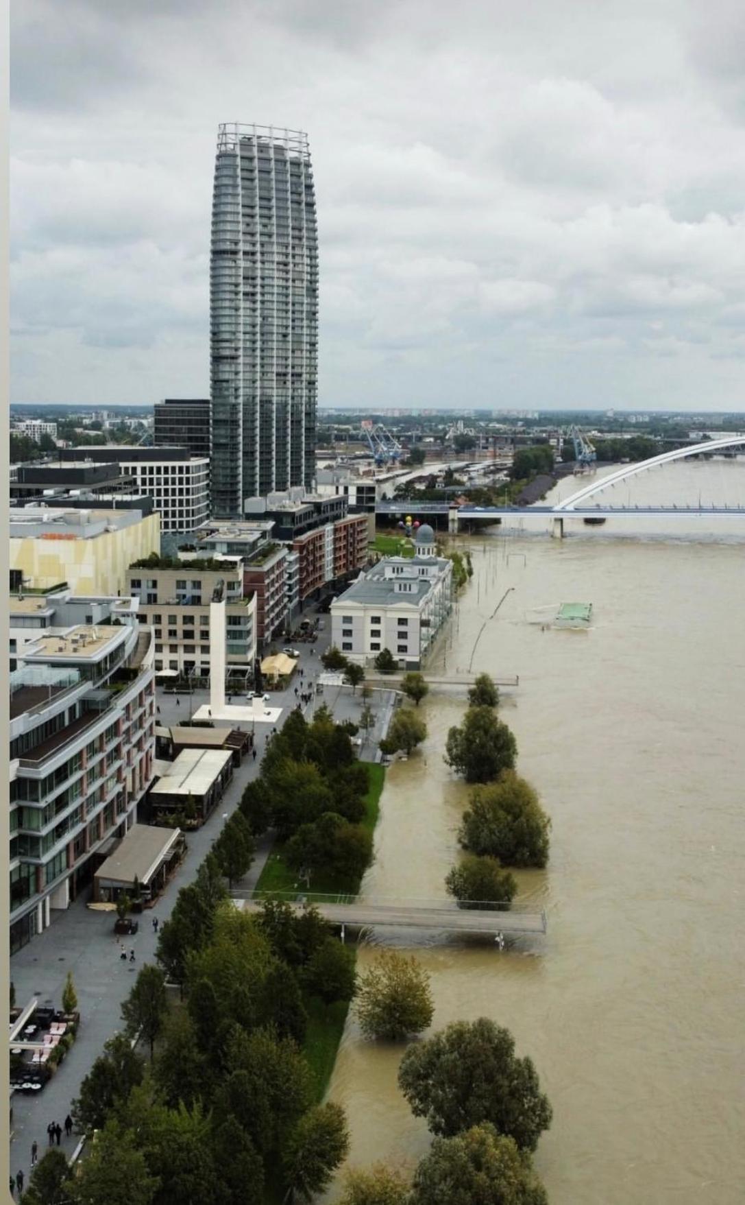 New Eurovea Tower Apartment *