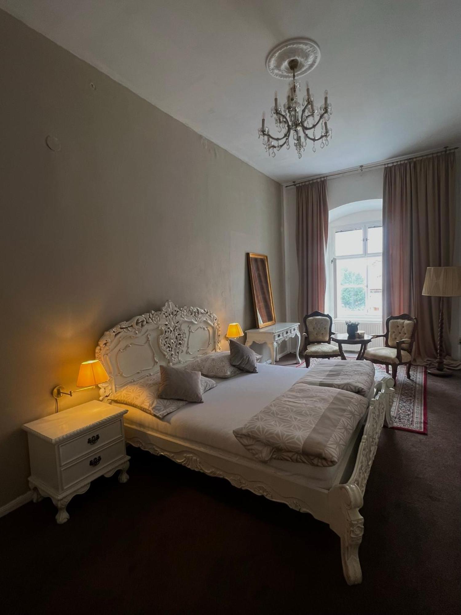 Csaky Palace 2 Appartamento Bratislava