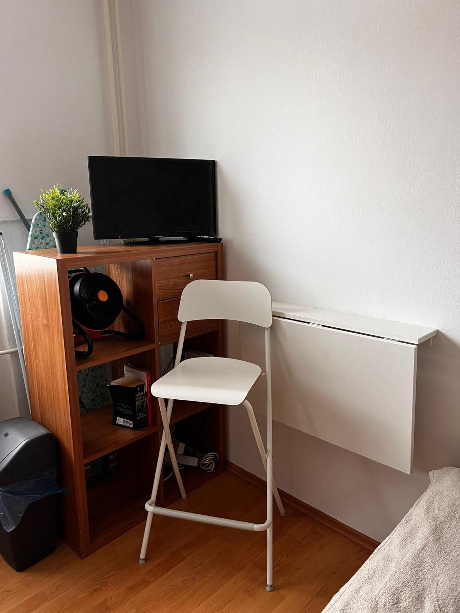 Petite Urban Oasis Apartment *
