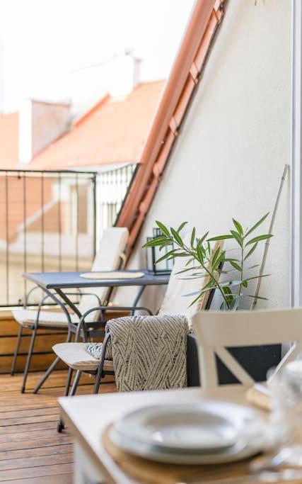 Apartment Urban Oasis *