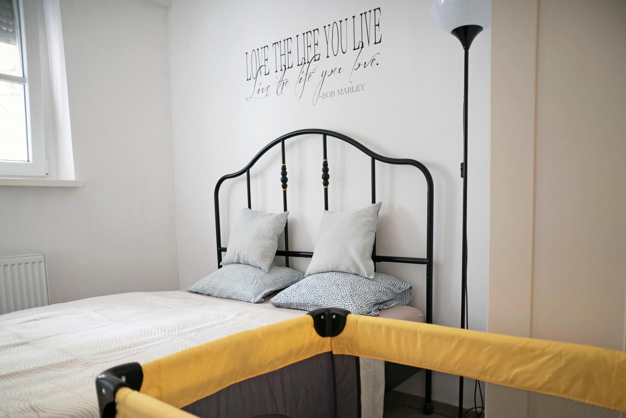 Cozy 2-room Apt, Parking Nearby Bratislava