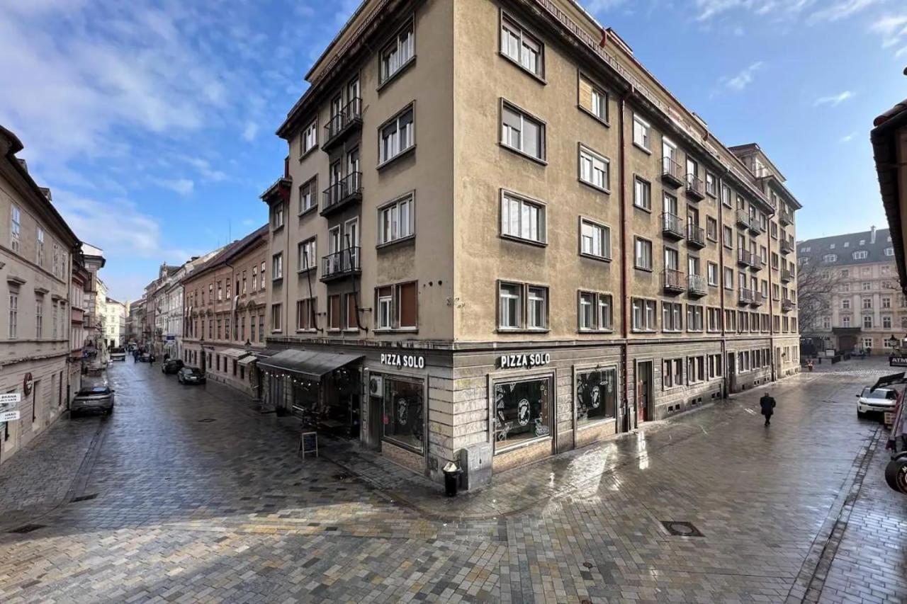 Extralarge Queen In The Heart Of With Terrace * Bratislava