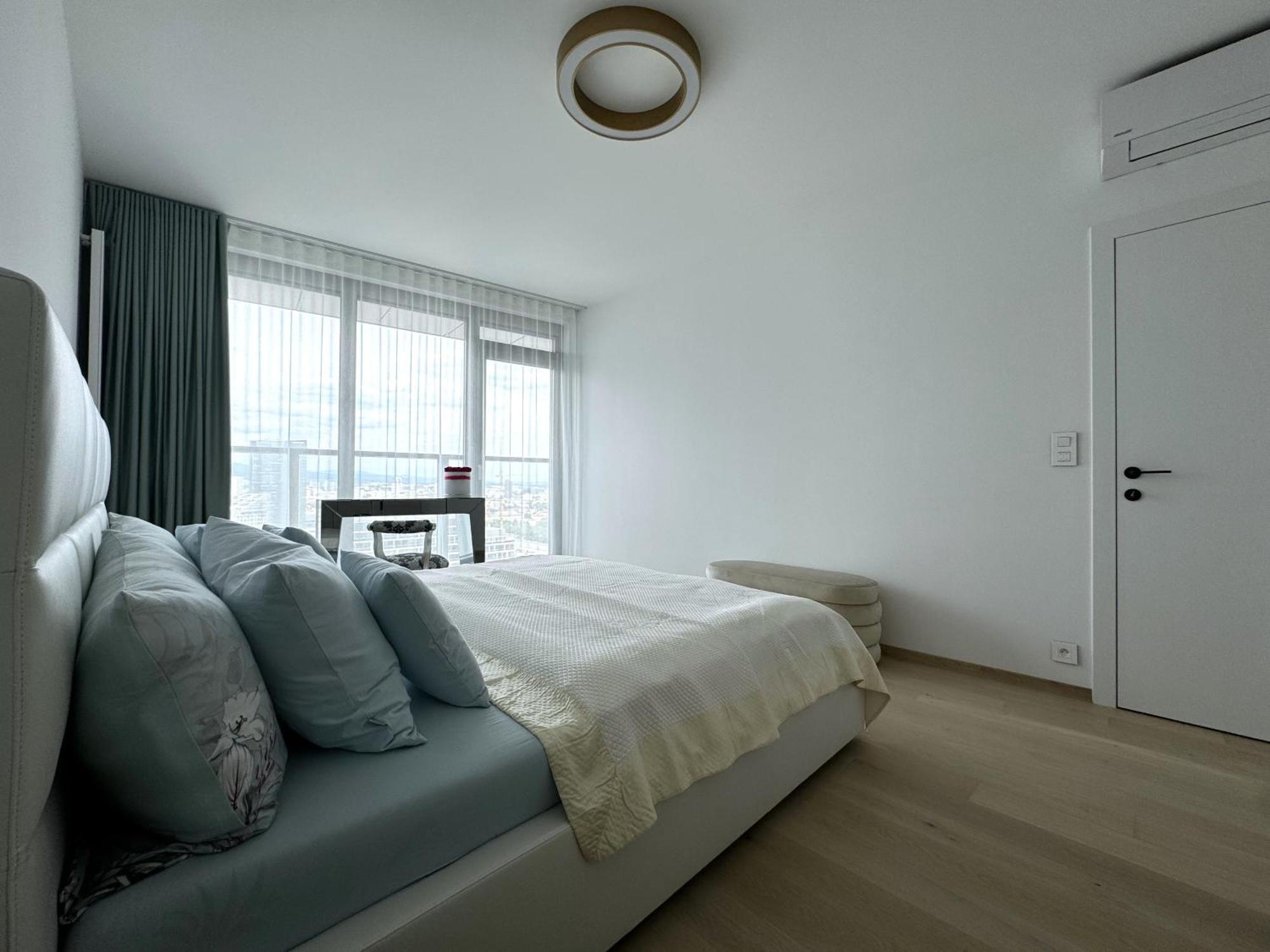 Apartment Eurovea Tower Ii Beige Bratislava