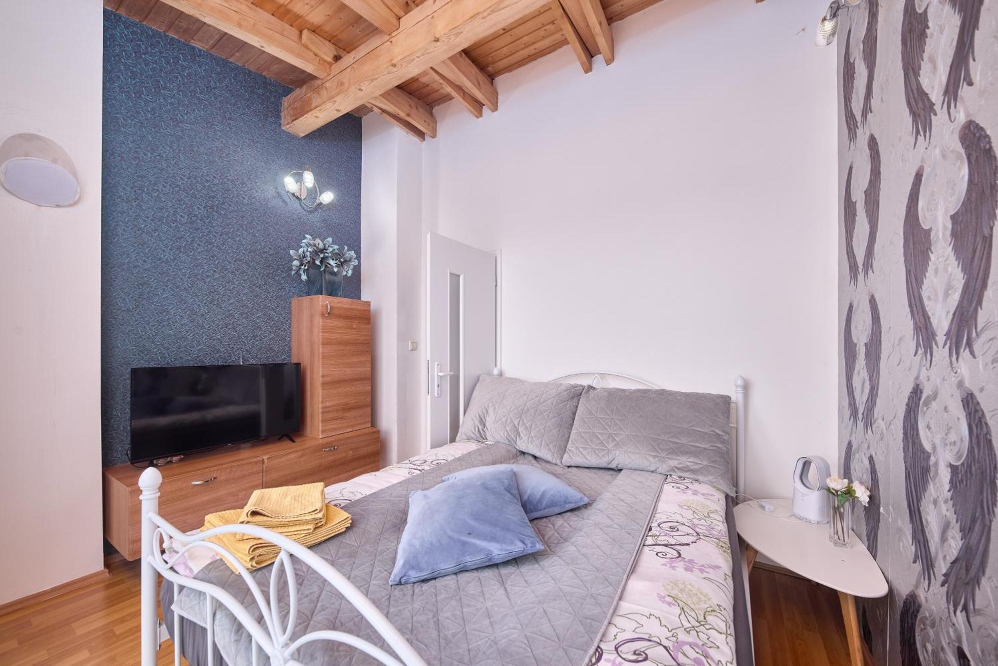 Apartment Dream