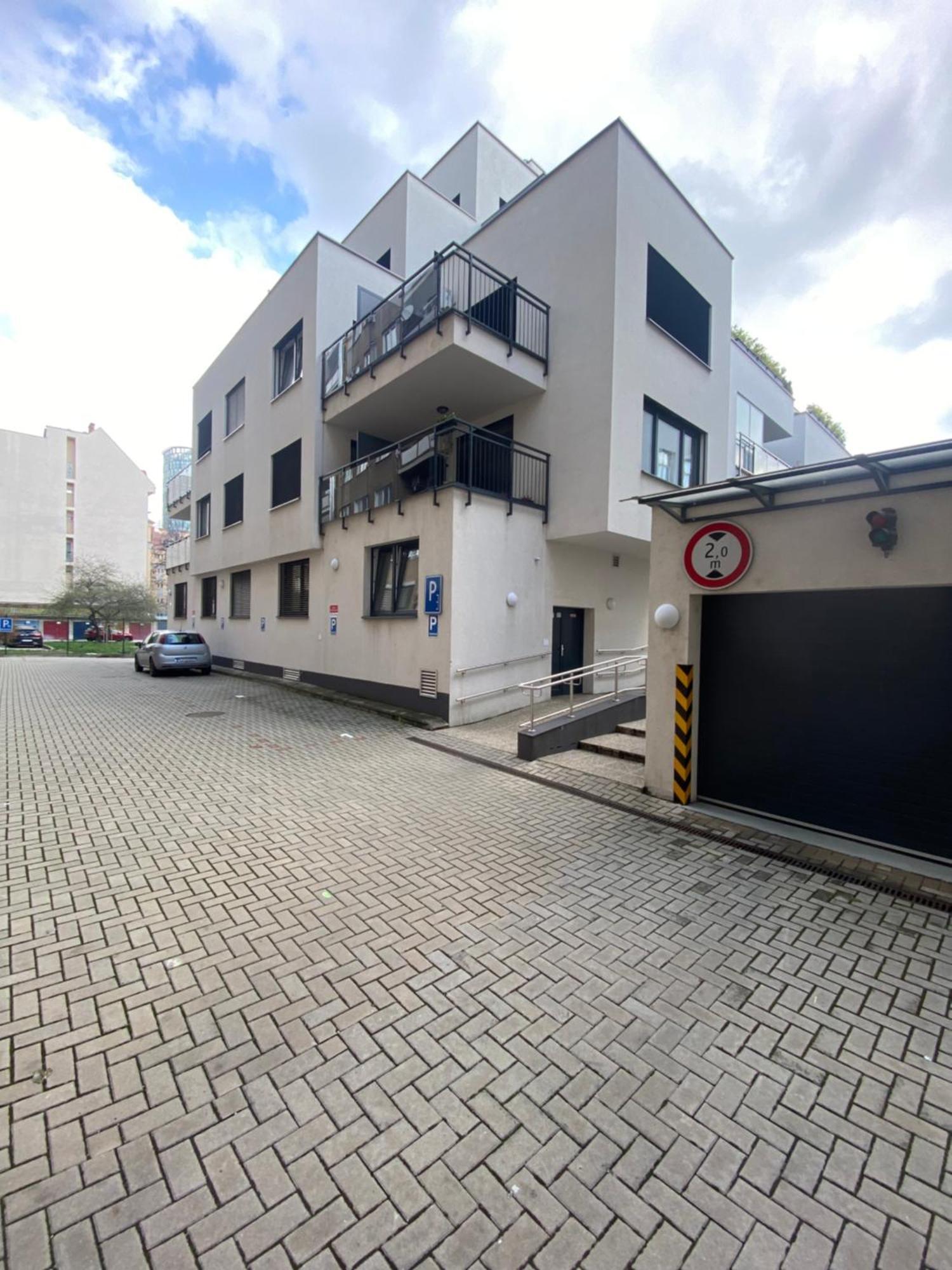 Apartment The Elite Iii Downtown Ac & Garage Parking *