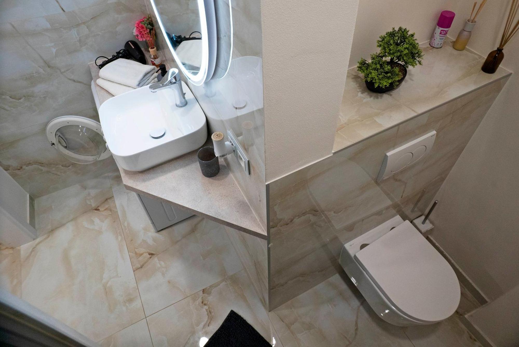 Stylish Place Near President Palace Apartment
