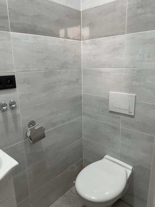 Apartment Minimalistic