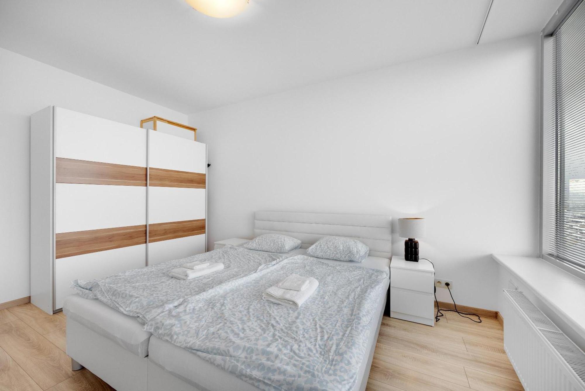 Apartment V Iii Veziach S Vyhladom, Pri Stadione A S Garazou Zadarmo *