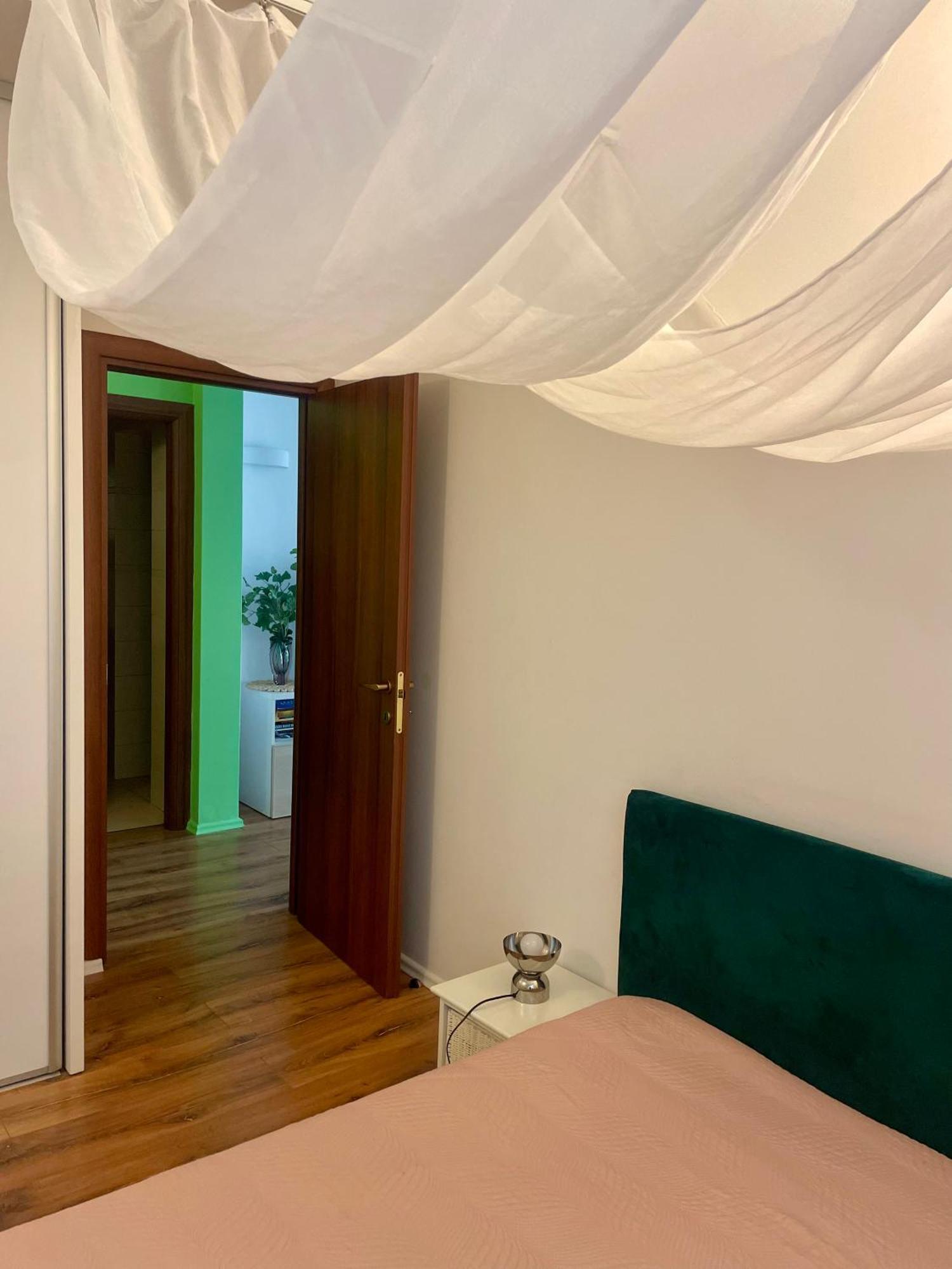 70m2 Romantic Living In The Old Town With Garden