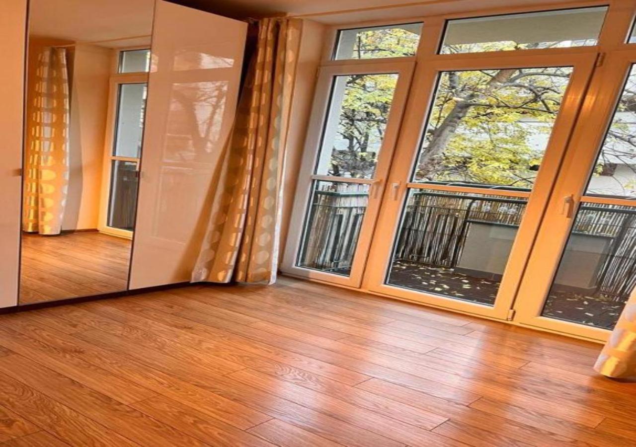 Apartment Orient Express Paris-pressburg By Zazi Bratislava