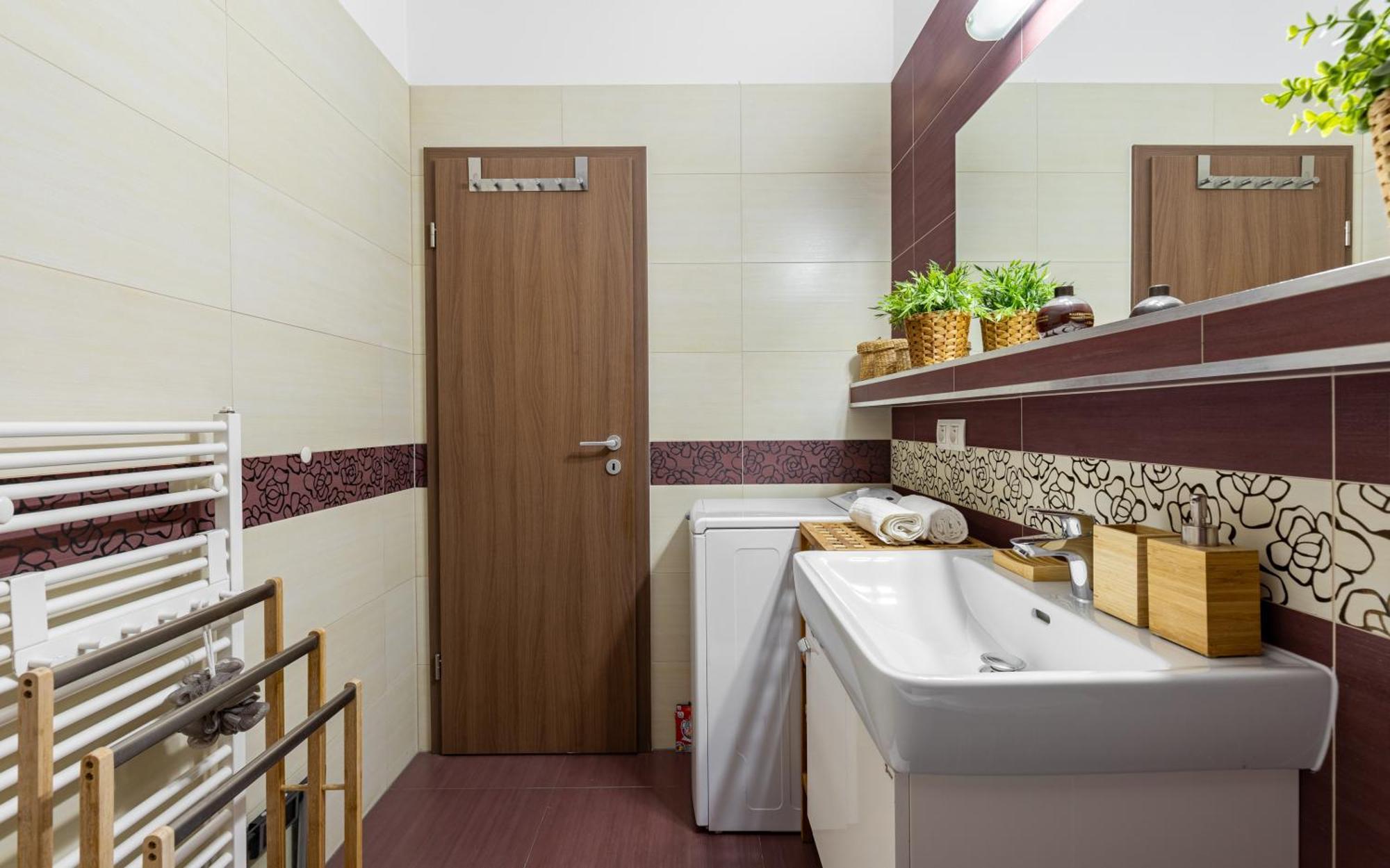 Bosakova Retreat With Balcony Appartamento