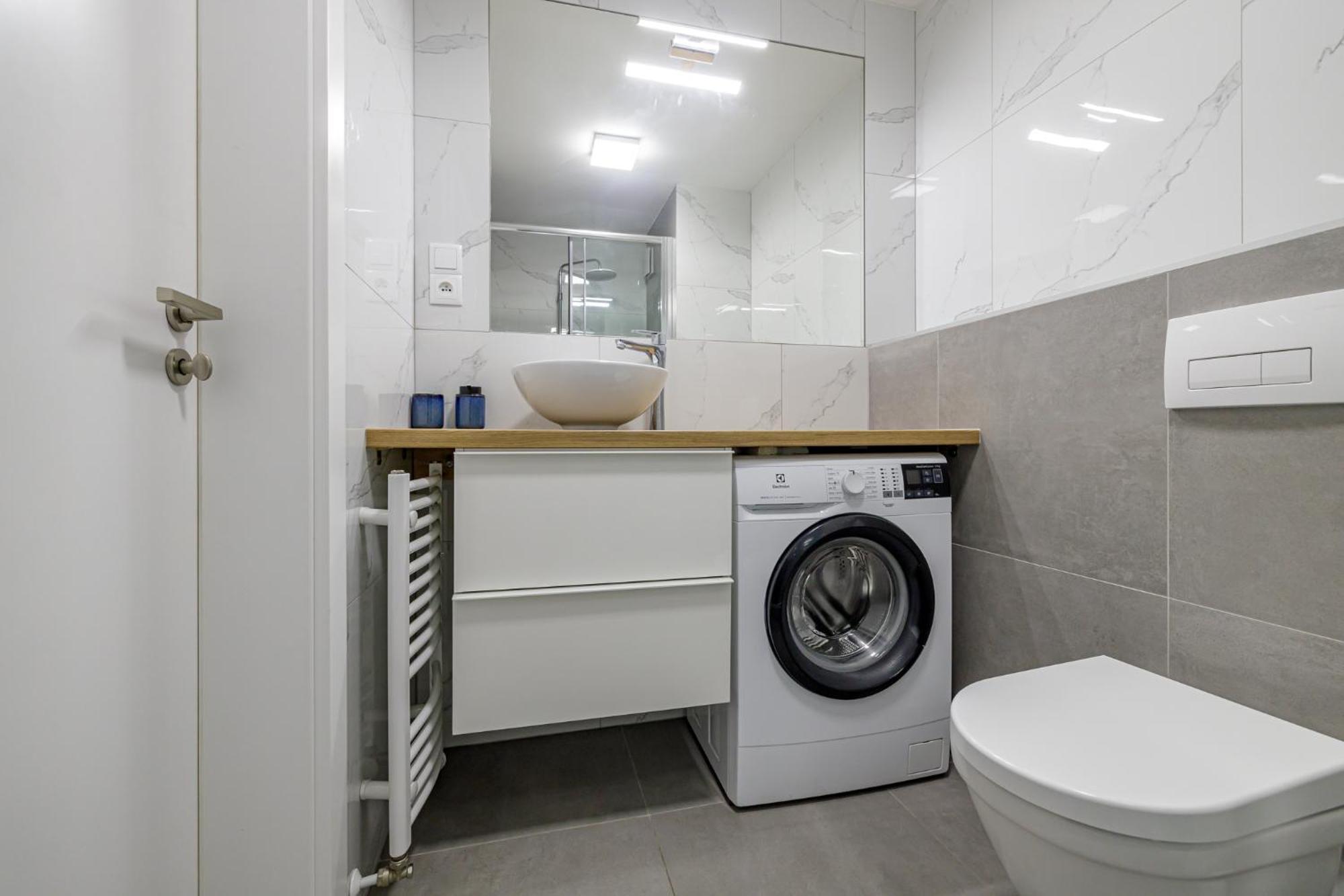 Apartment Ahoj Park, Terrace Vibes Studio, Private Parking *