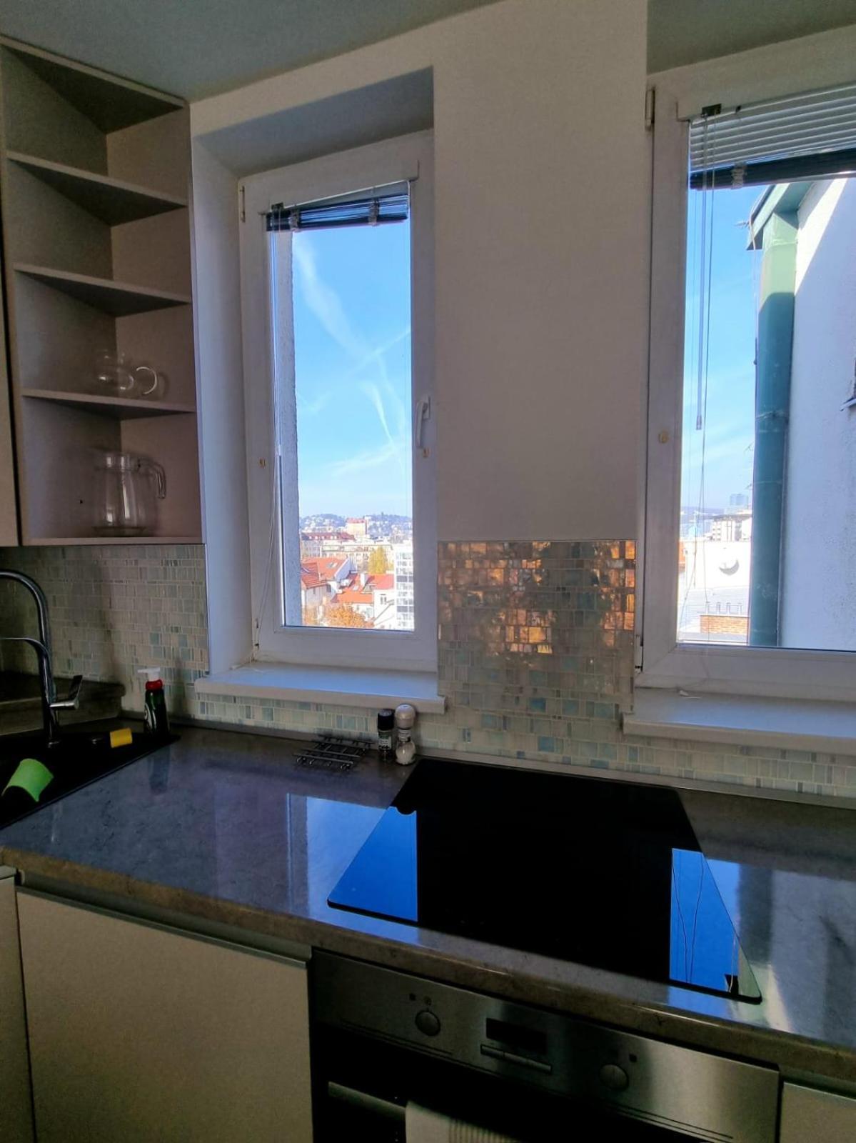 Premium Old Town Huge Terasse Near Eurovea With Amaznig View Bratislava
