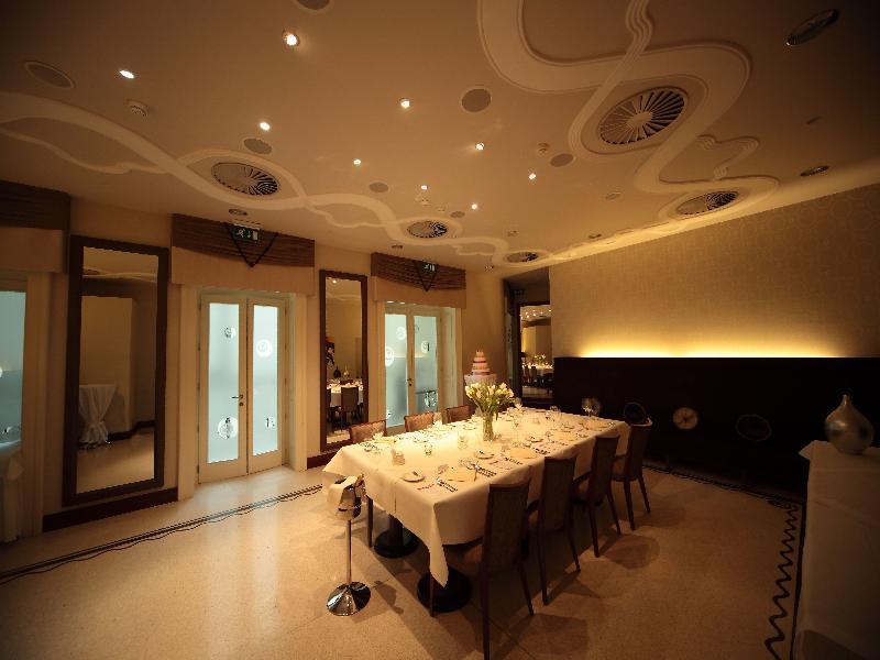 Roset & 4*