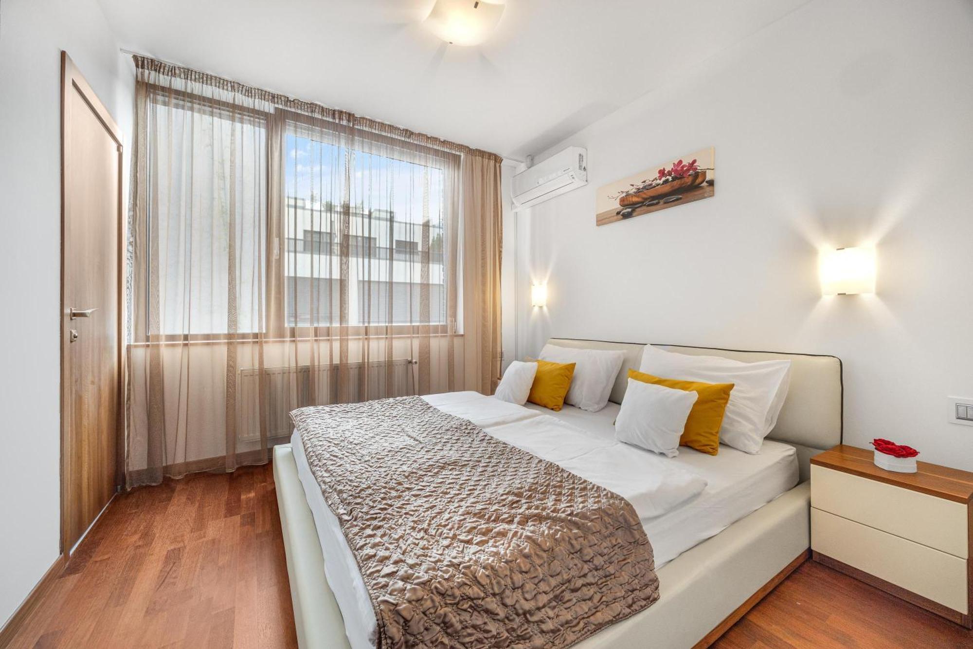 Revon Business 50 Dunajska Apartment Bratislava