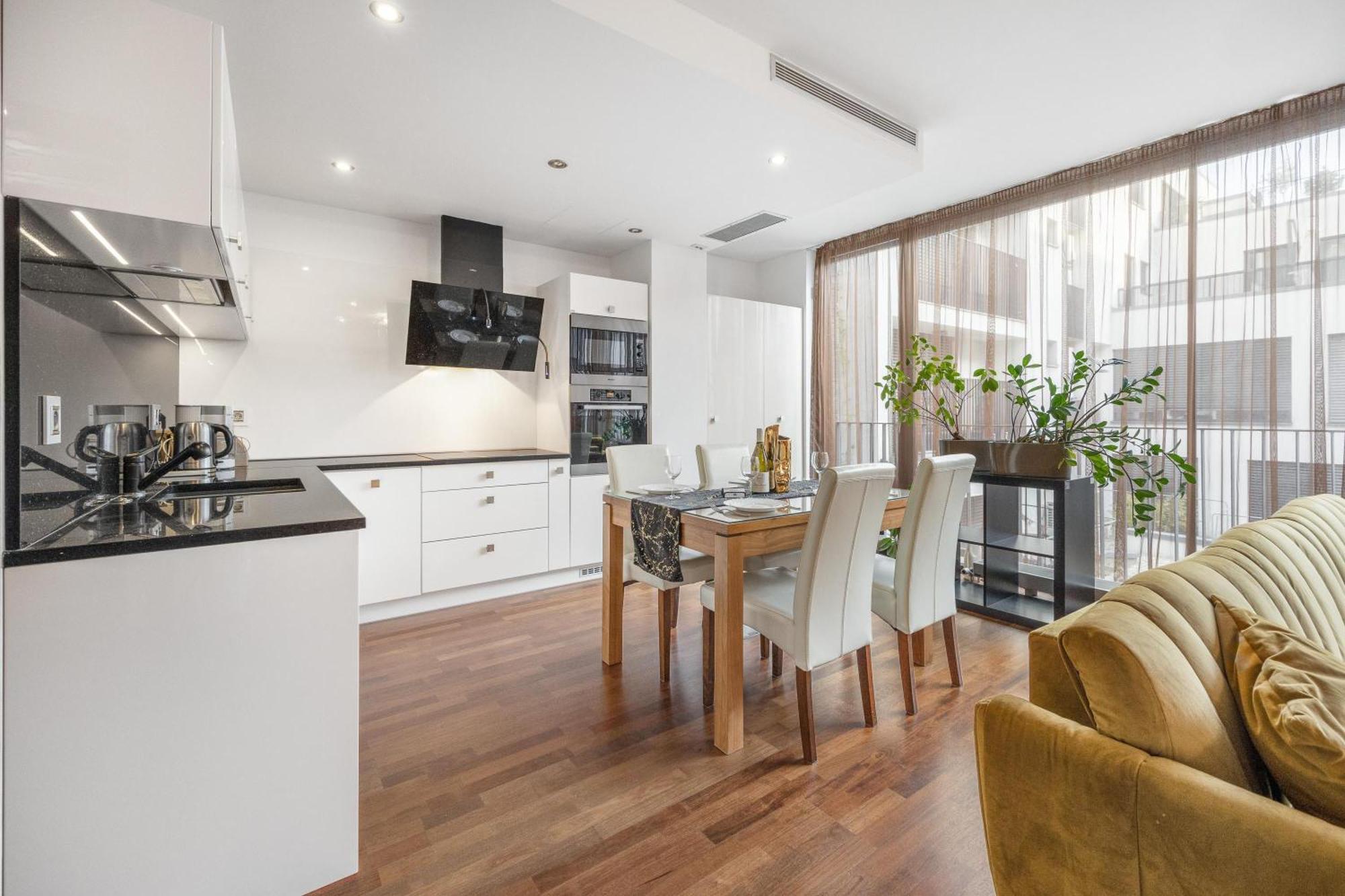 Apartment Revon Business 50 Dunajska Bratislava