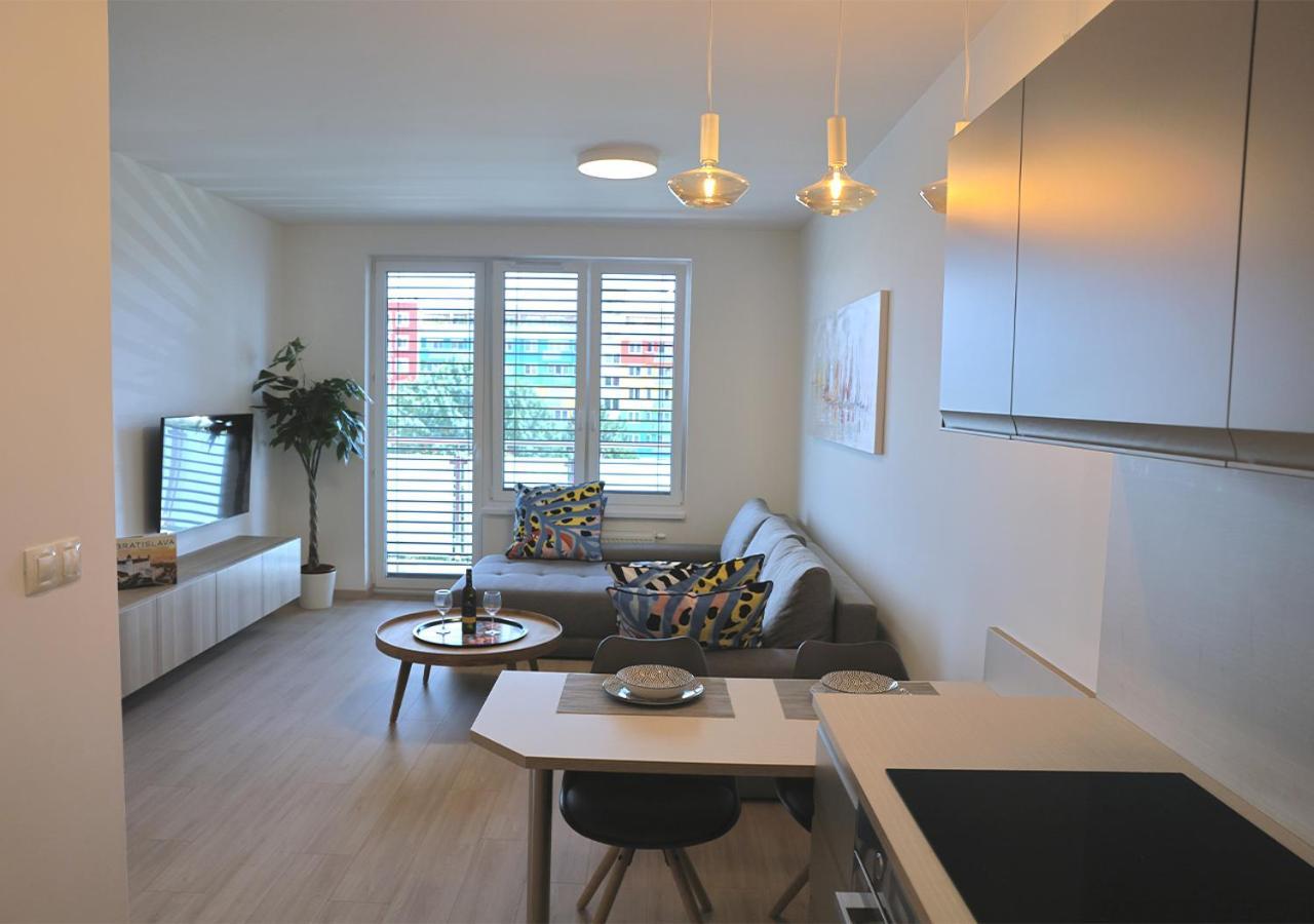 Two Check In -a Apartment Bratislava