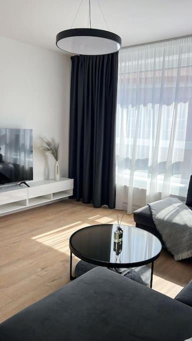 Apartment 3br Stadium Getaway - Parking