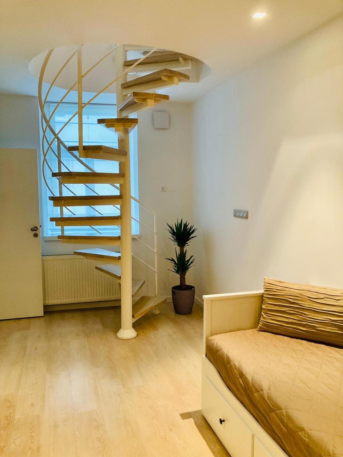 Apartment Royal In Old Town Bratislava