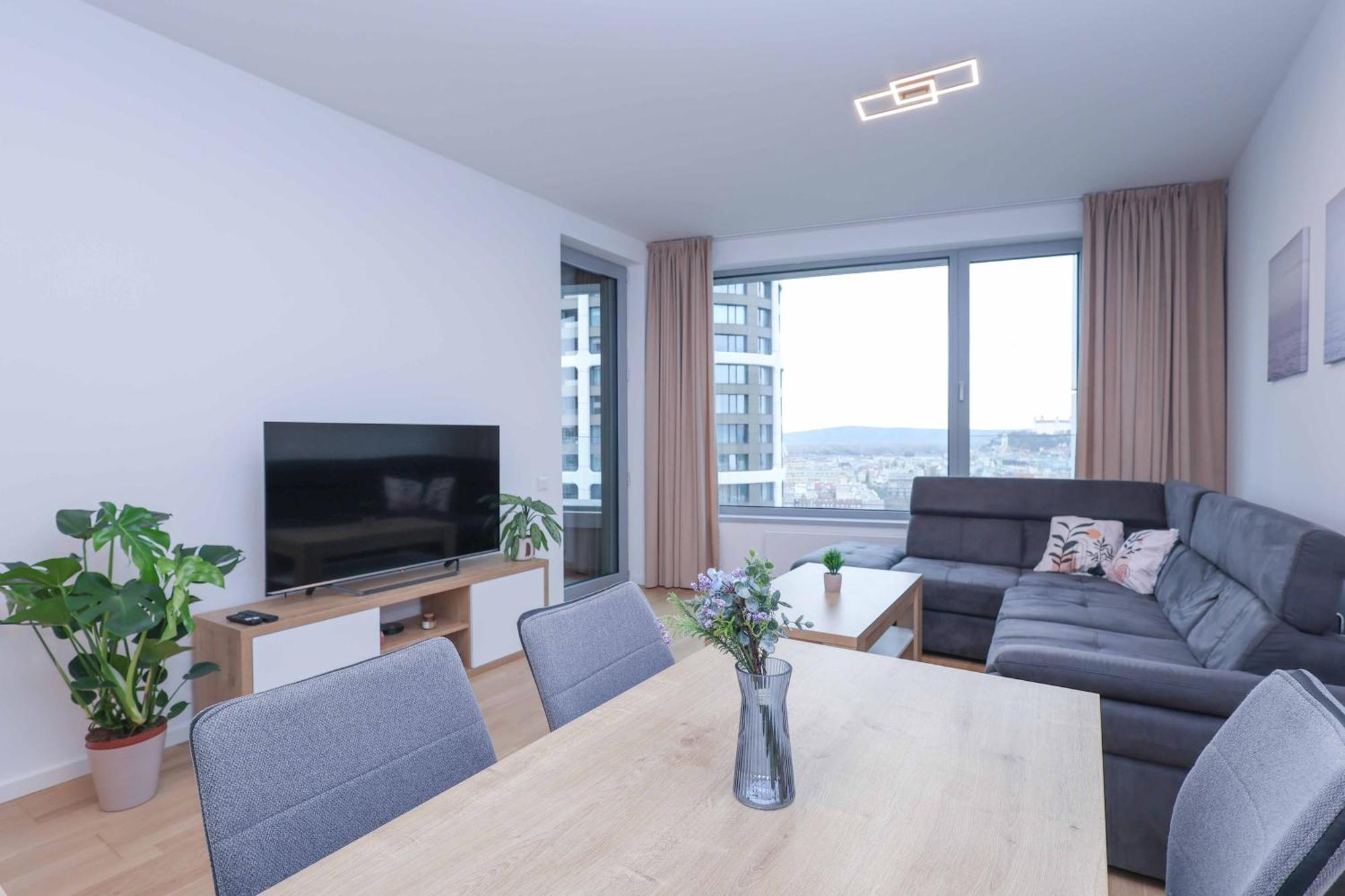 Sky Park Tower 3, Free Parking And Beautiful Views Apartment *