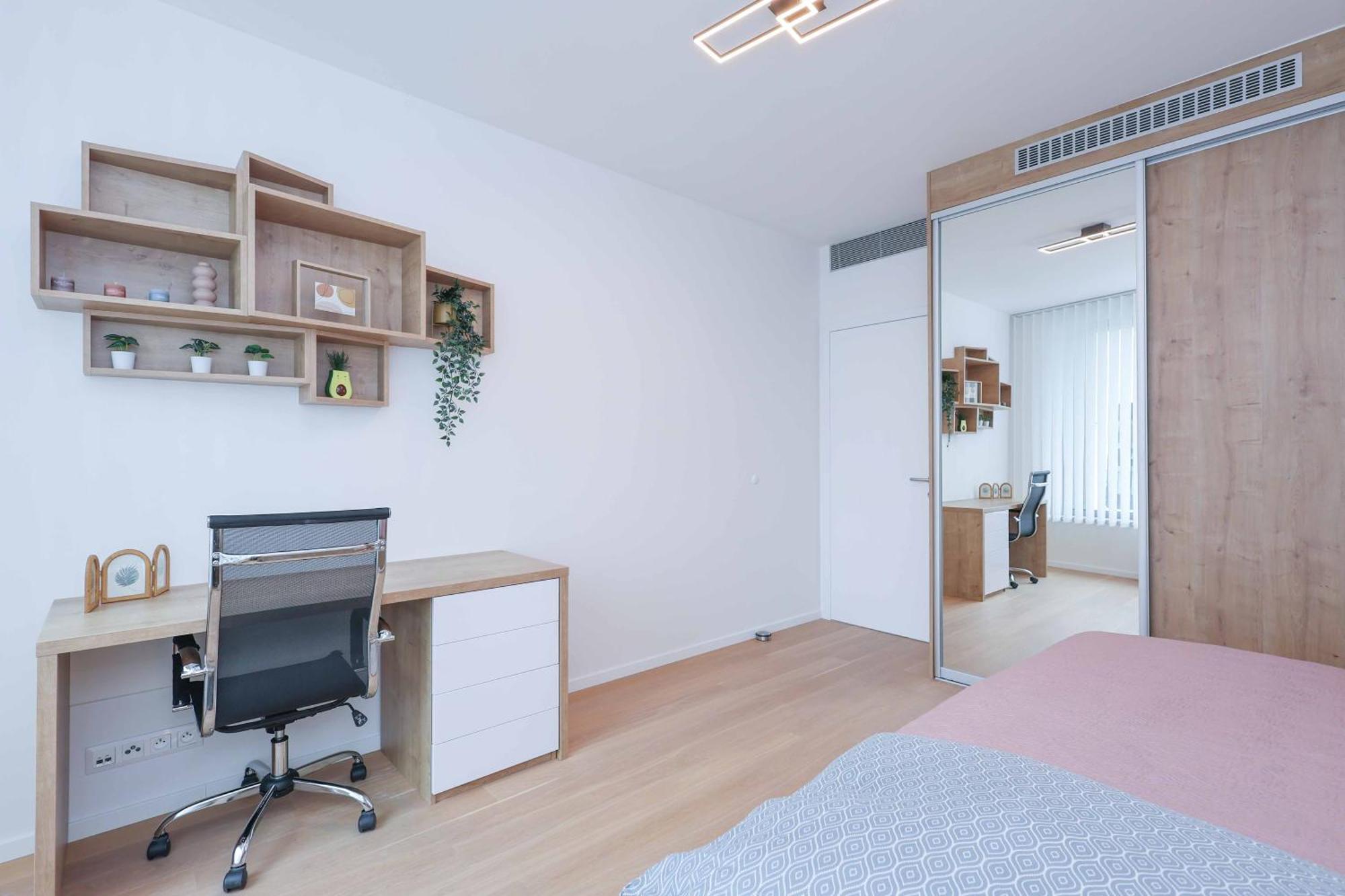 Skypark Tower 3-2 Bedroom Luxe With Free Parking Apartment Bratislava