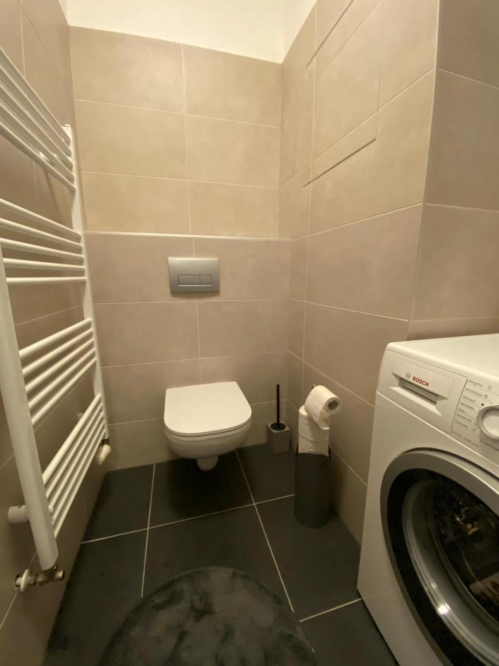 Fiaor Apartment, 1-2 Guests, Free Parking & Wifi, 7 Km Downtown, Apartment