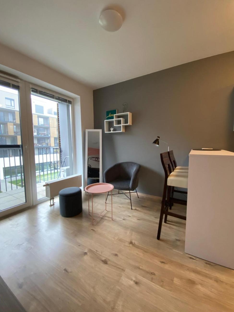 Apartment Fiaor Apartment, 1-2 Guests, Free Parking & Wifi, 7 Km Downtown,
