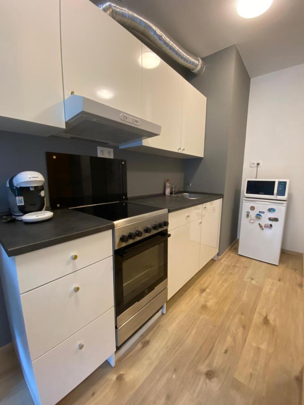 Apartment Fiaor Apartment, 1-2 Guests, Free Parking & Wifi, 7 Km Downtown,