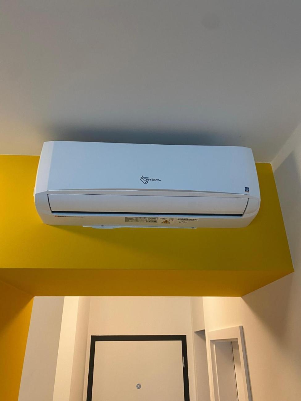 Apartment Fiaor Apartment, 1-2 Guests, Free Parking & Wifi, 7 Km Downtown, Bratislava