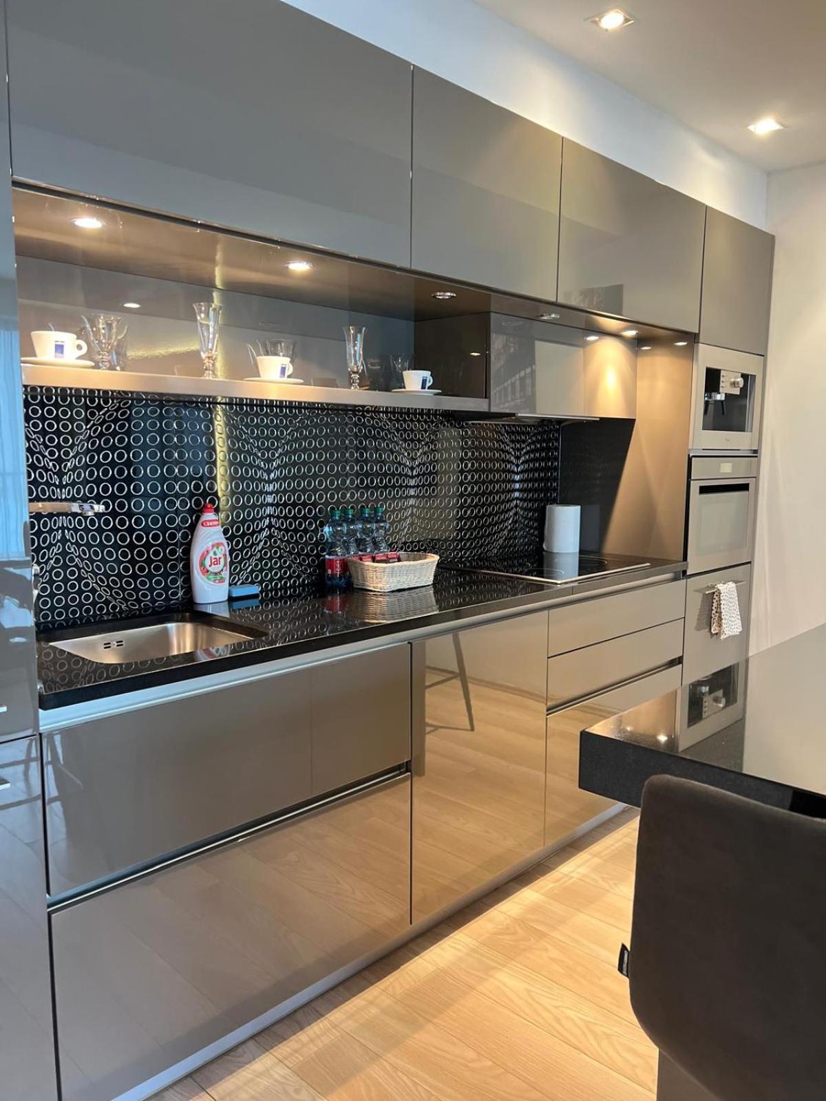 Apartment Skau 2 Eurovea Garden View Free Parking