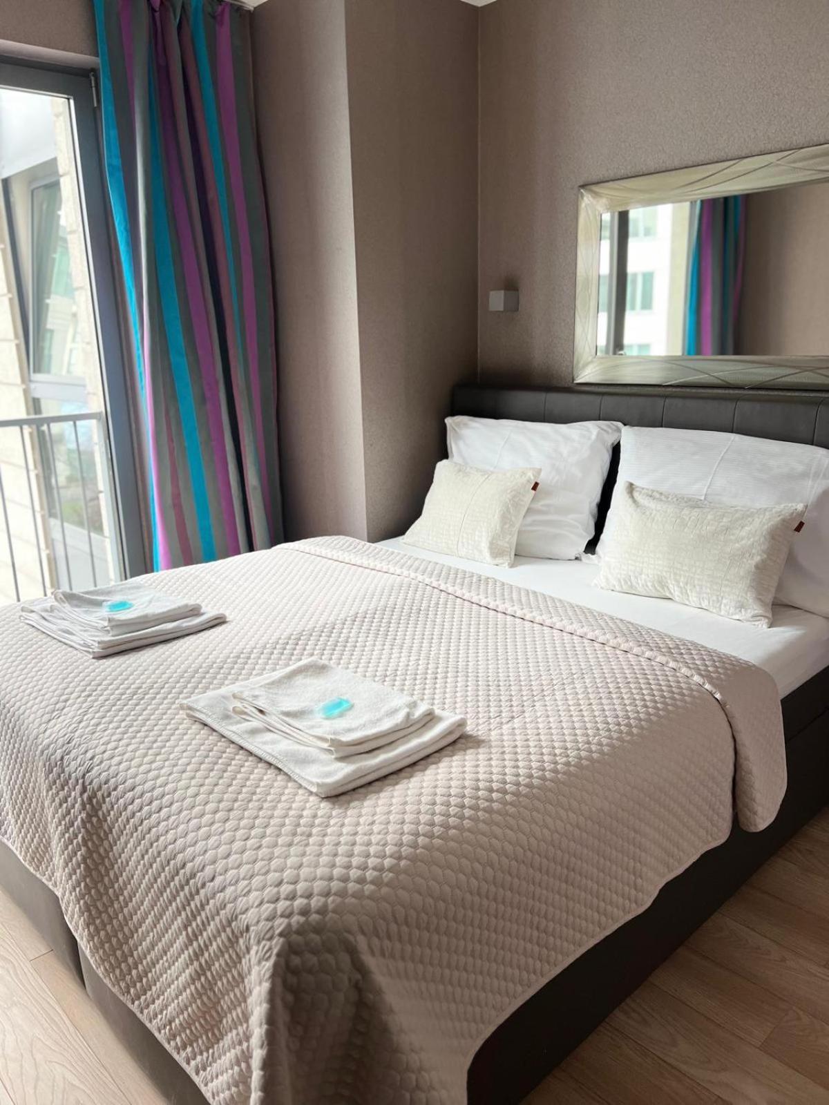 Skau 2 Eurovea Garden View Free Parking Apartment Pressburg