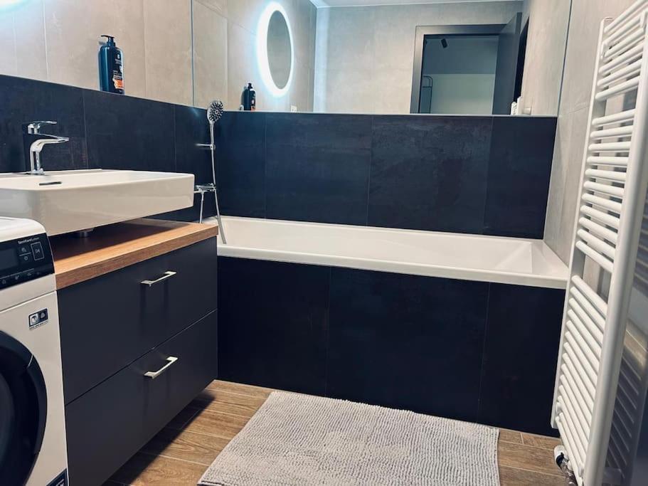 Apartment Euroveagreyluxury