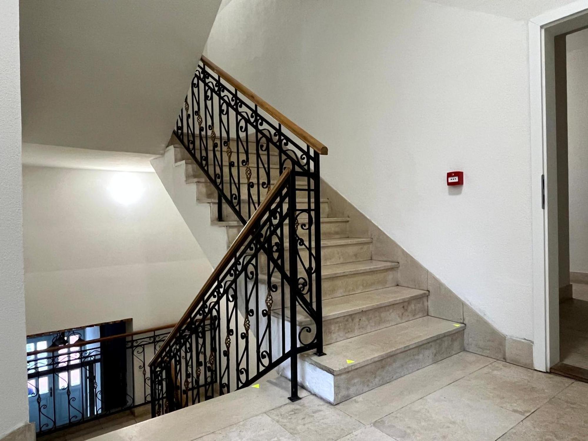 Waltz Hostel