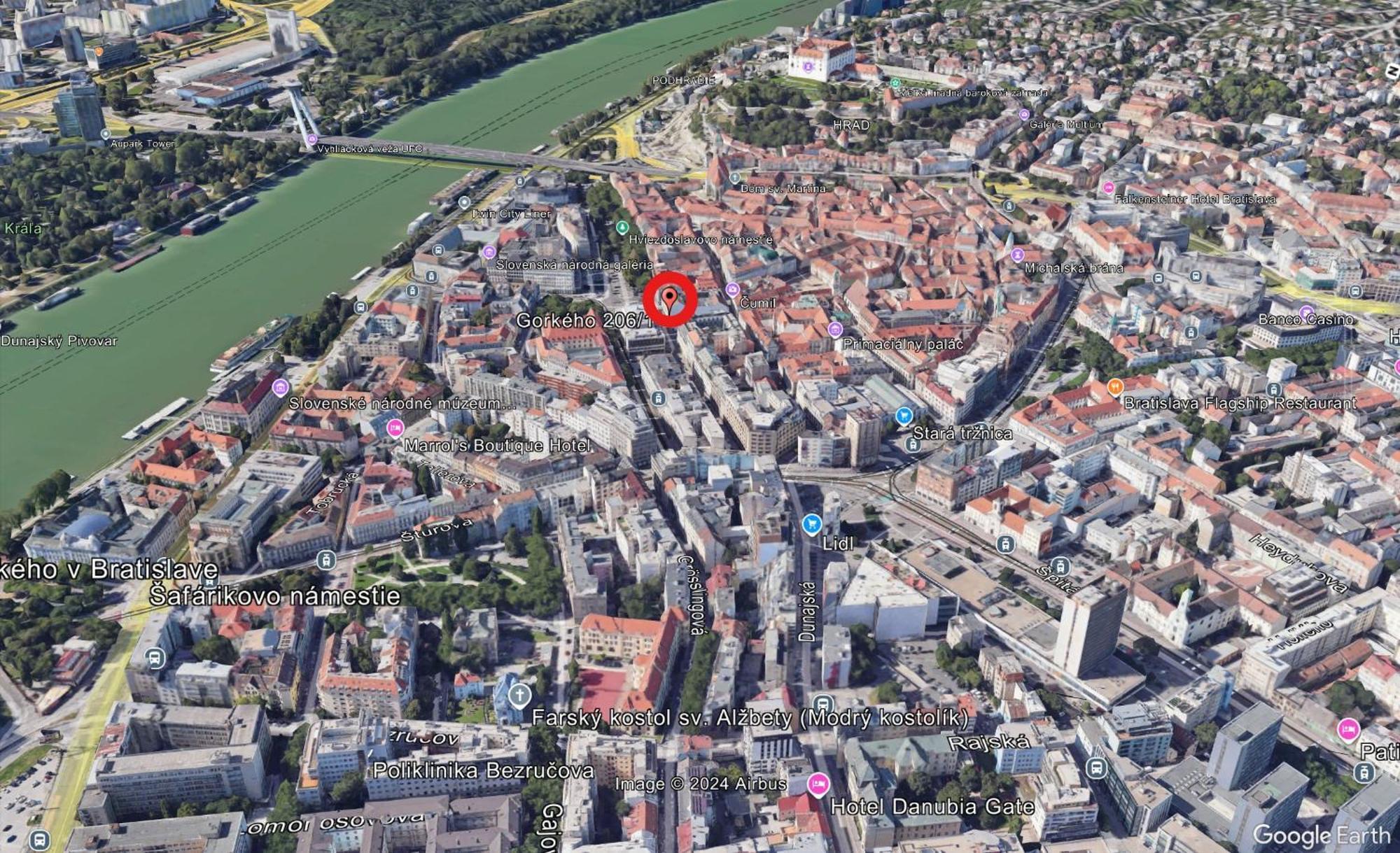 Modern In Historic Center Old Town Apartment