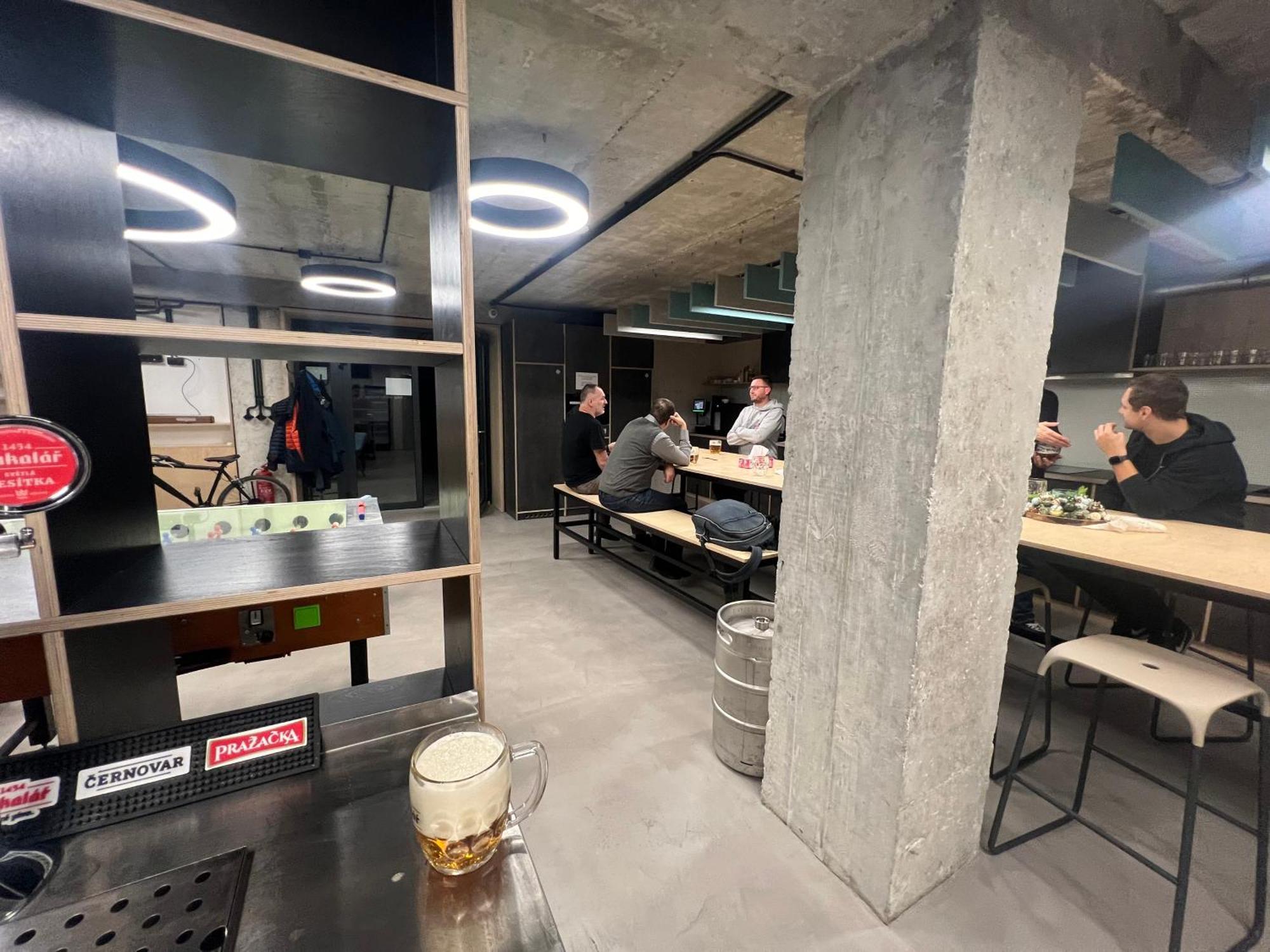 Vibe Station Loft By Zazi Hostel *