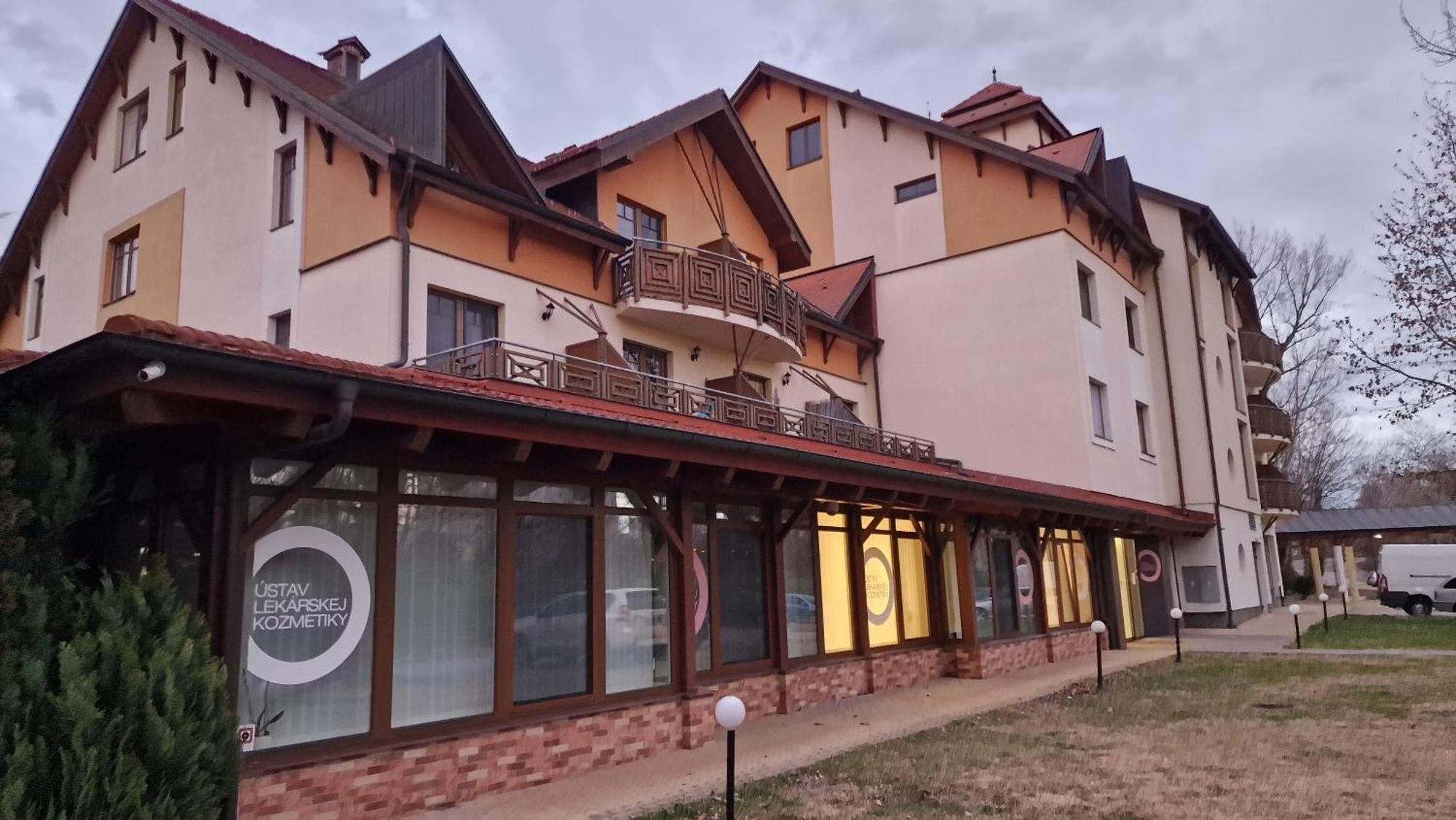 Whit Balcony And View Checkin - Drazdiak Apartment