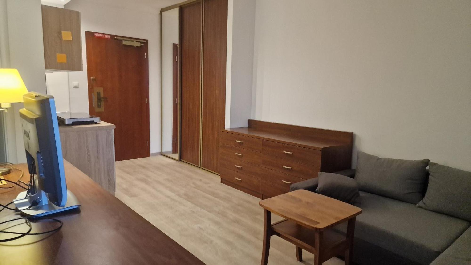 Whit Balcony And View Checkin - Drazdiak * Bratislava