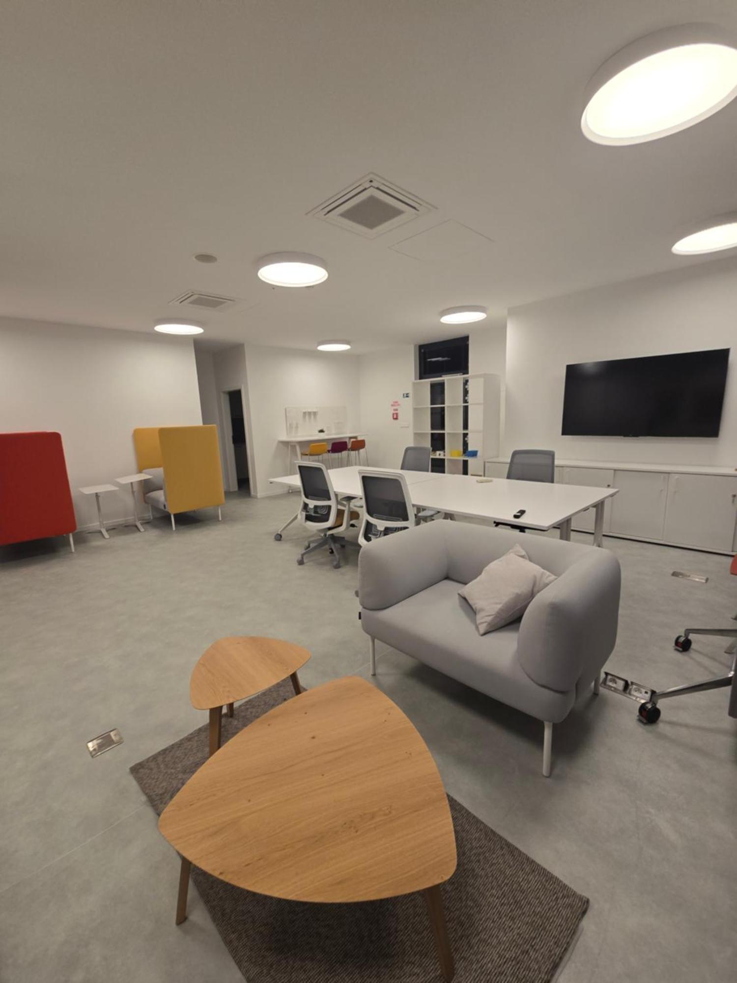 Like Home, Coffee Or Tea & Parking Free Apartment Bratislava
