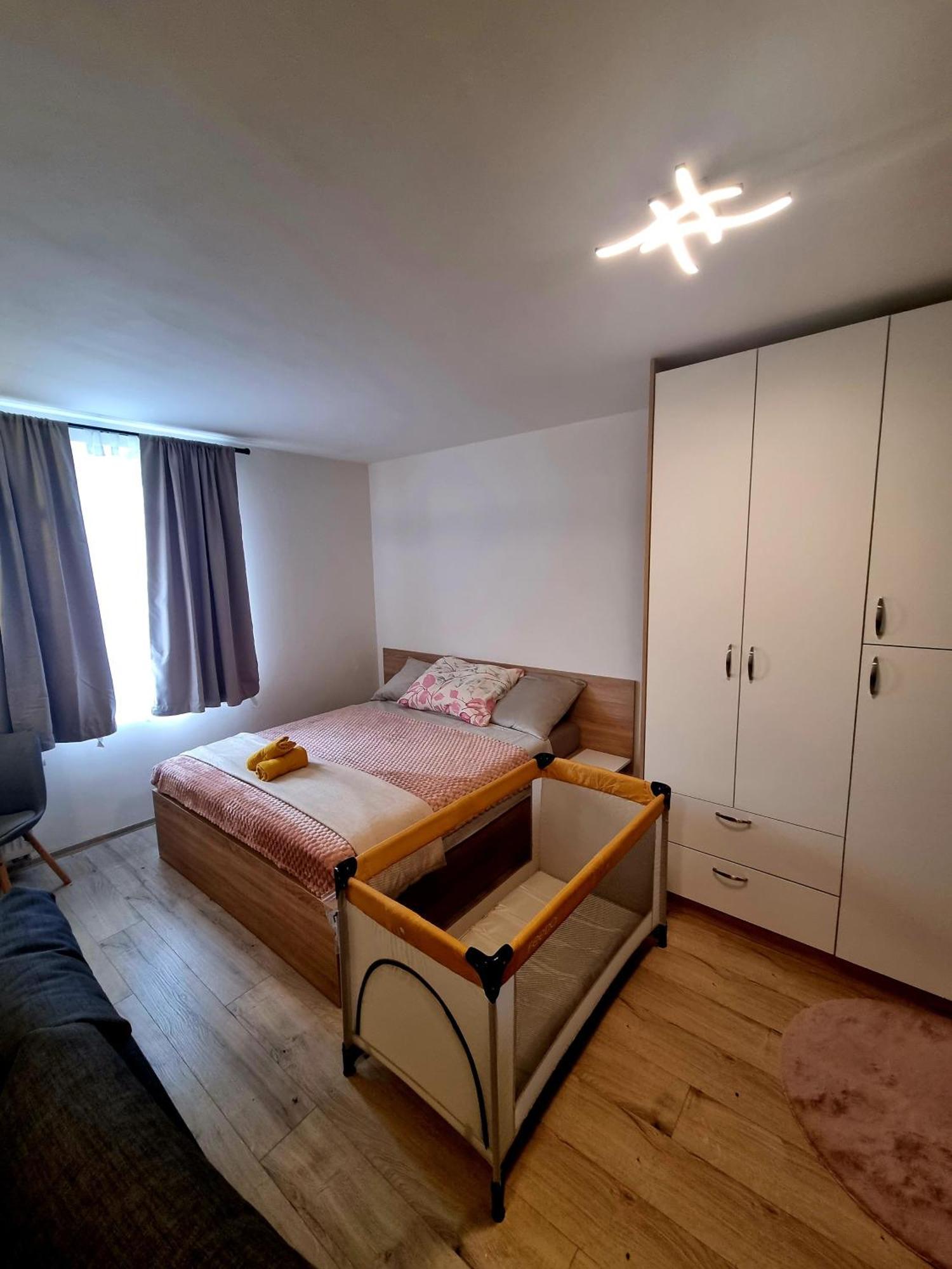 Lovely At The Heart Apartment