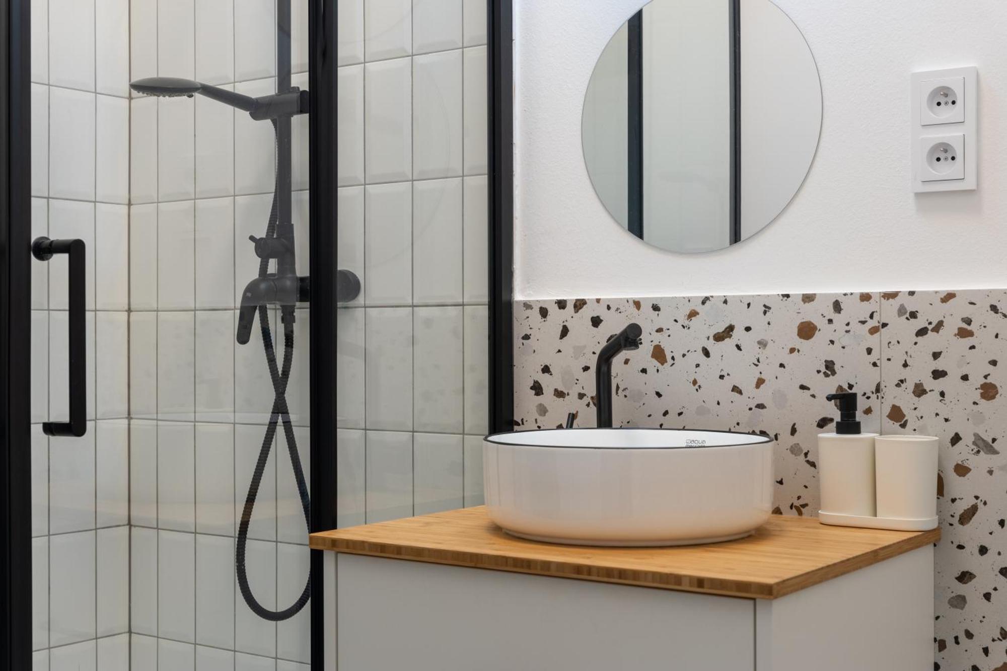 Apollo Luxe, Near Downtown, Private Parking Apartment Bratislava