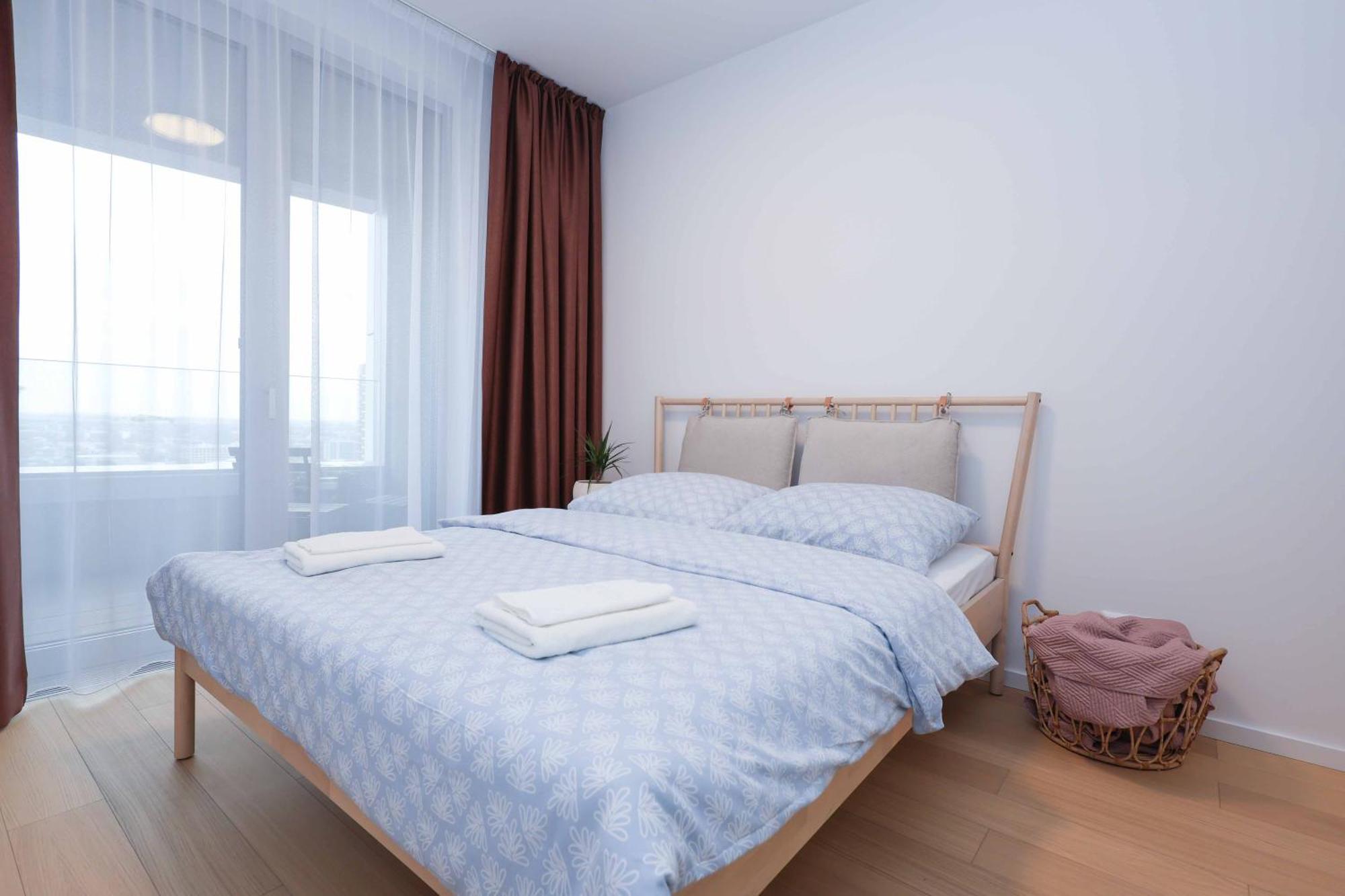 Apartment Skypark Tower 4, Free Parking And Beautiful Views Pressburg