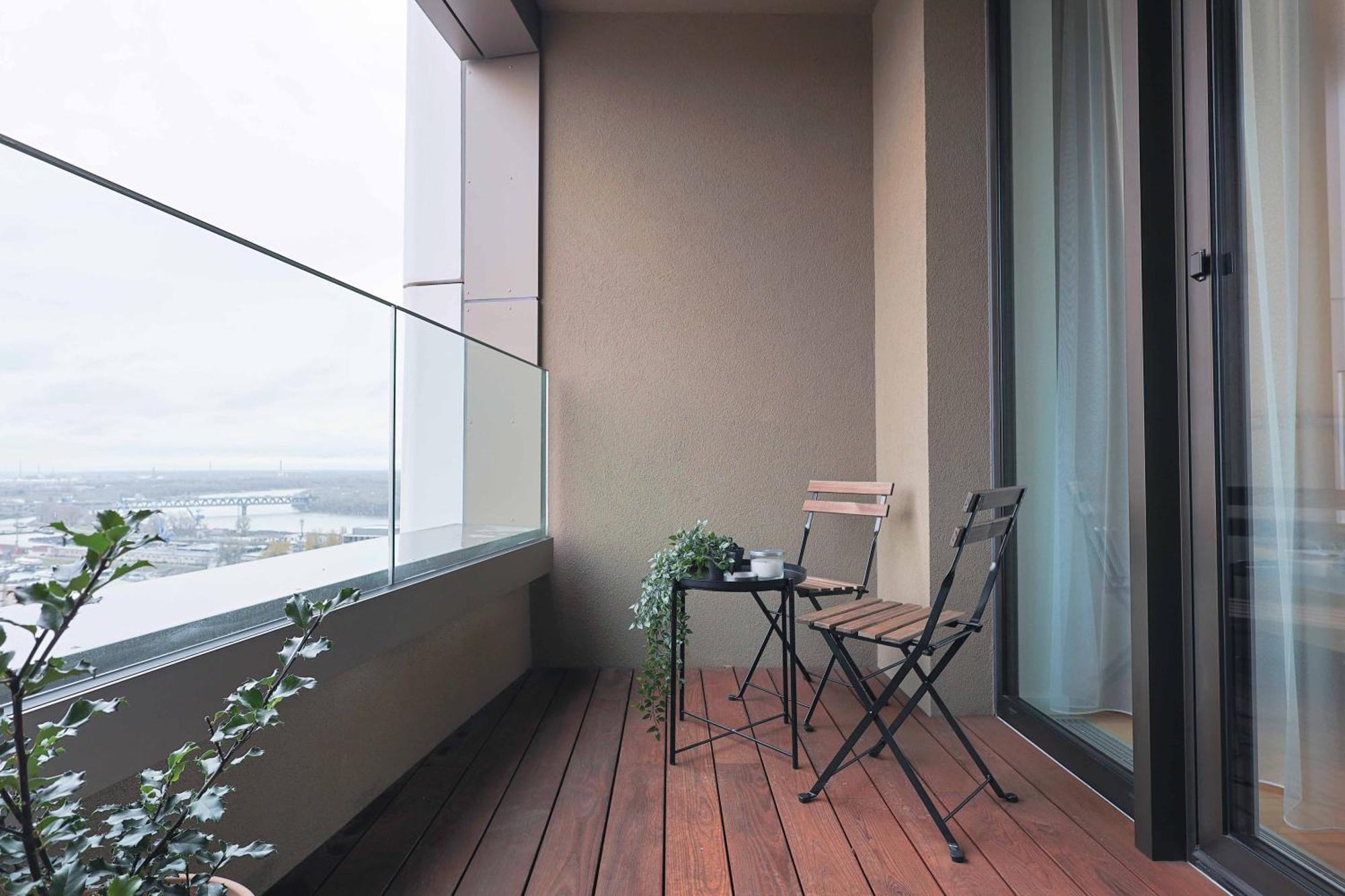 Skypark Tower 4, Free Parking And Beautiful Views * Bratislava