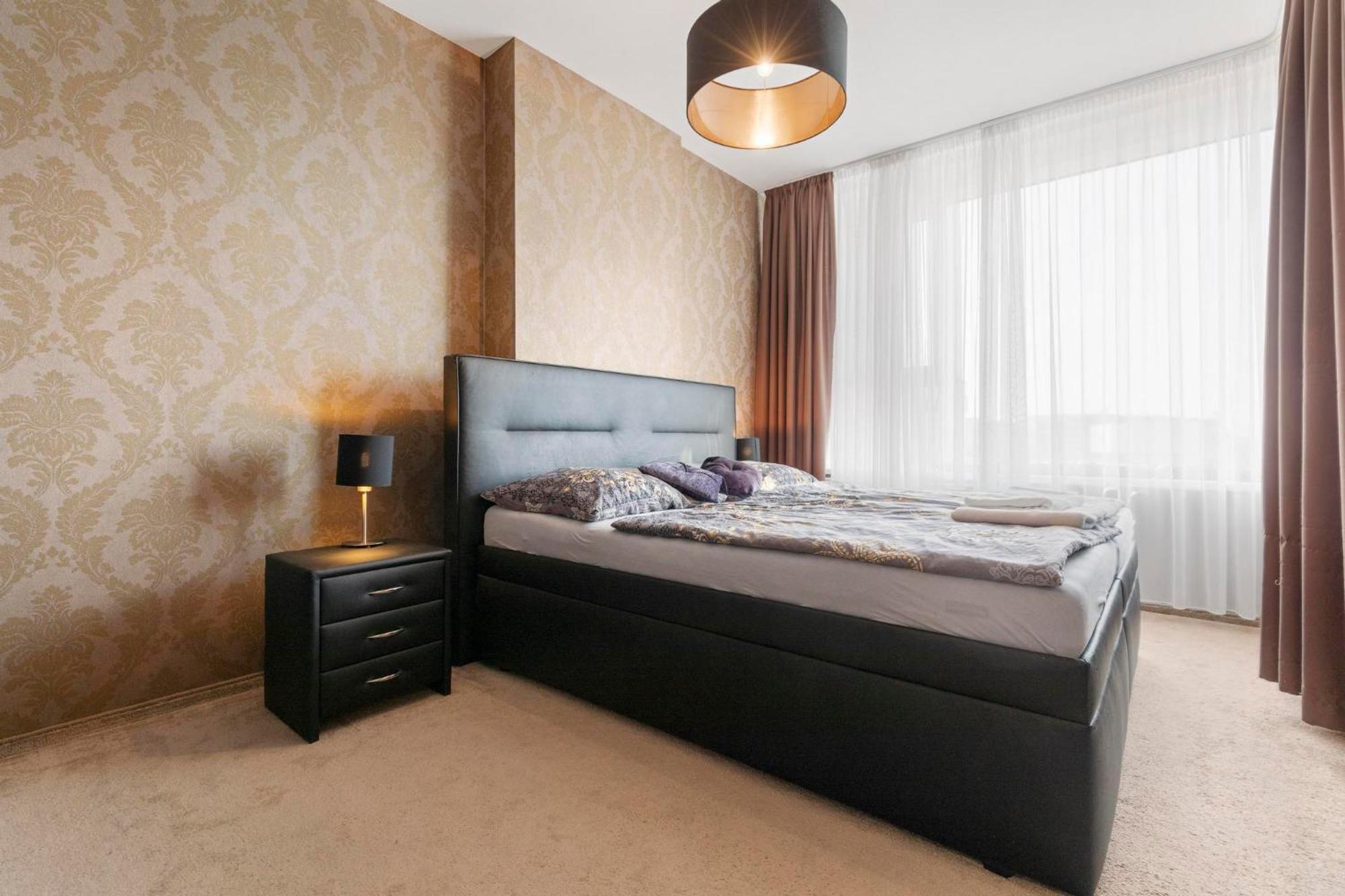 Apartment Panorama In Downtown Area With Free Parking And Castle View Bratislava
