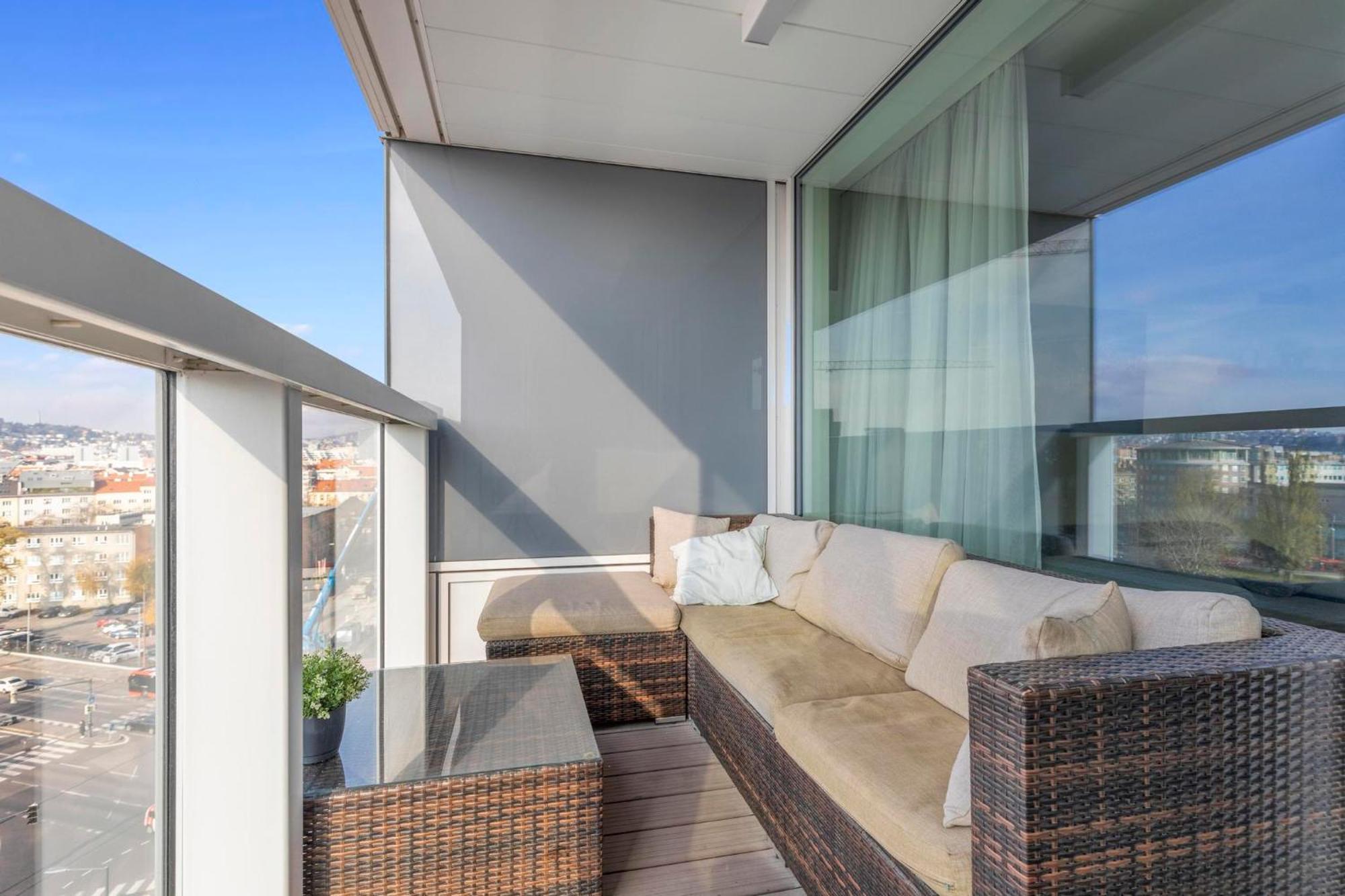 Apartment Panorama In Downtown Area With Free Parking And Castle View *
